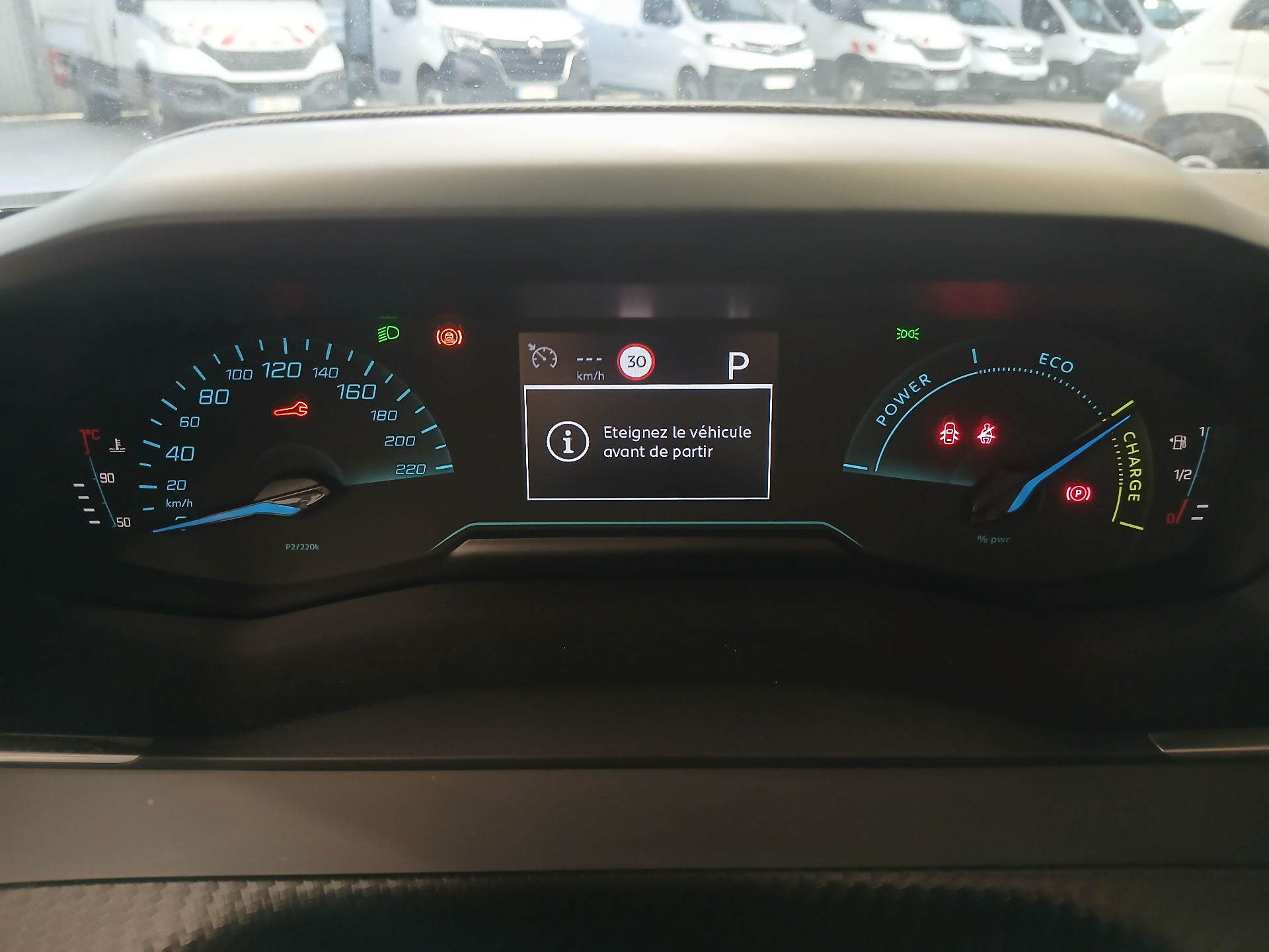 PEUGEOT 2008 Style Hybrid 145 ch e-DCS6 — expertise