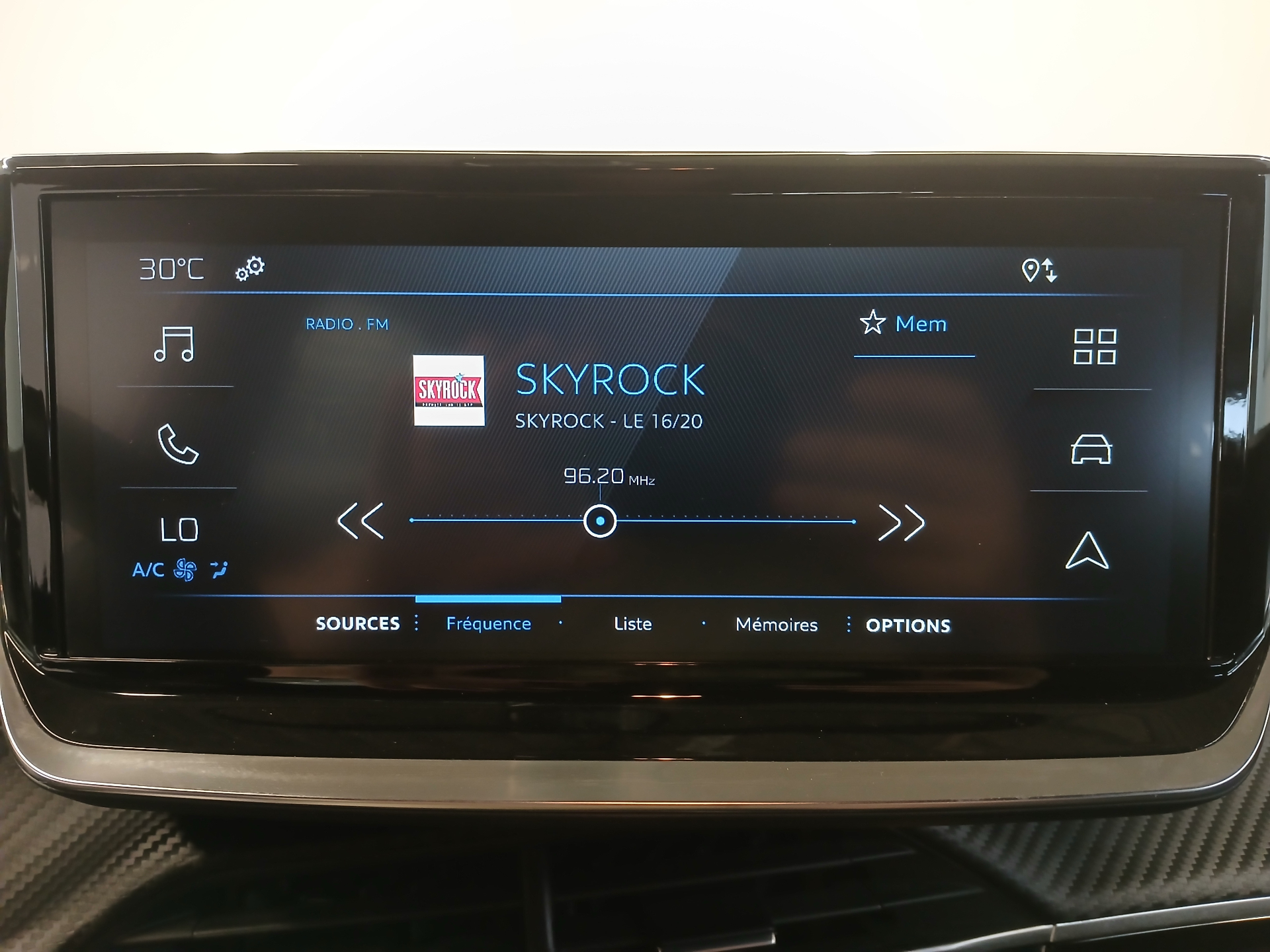 PEUGEOT 2008 Style Hybrid 145 ch e-DCS6