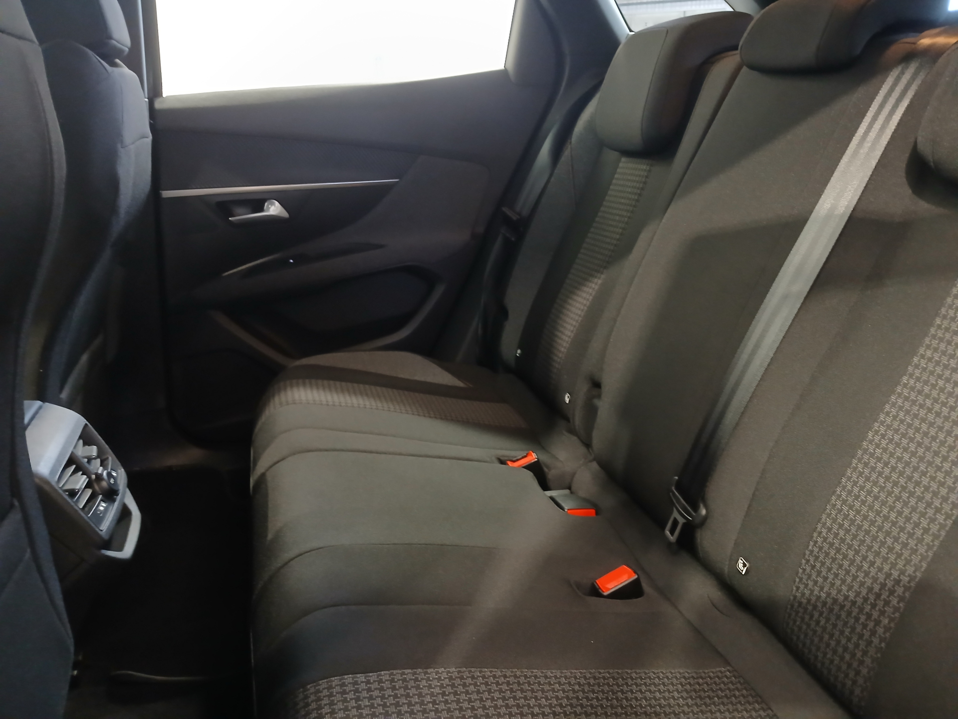 PEUGEOT 3008 BlueHDi 130ch S&S EAT8 Active Pack