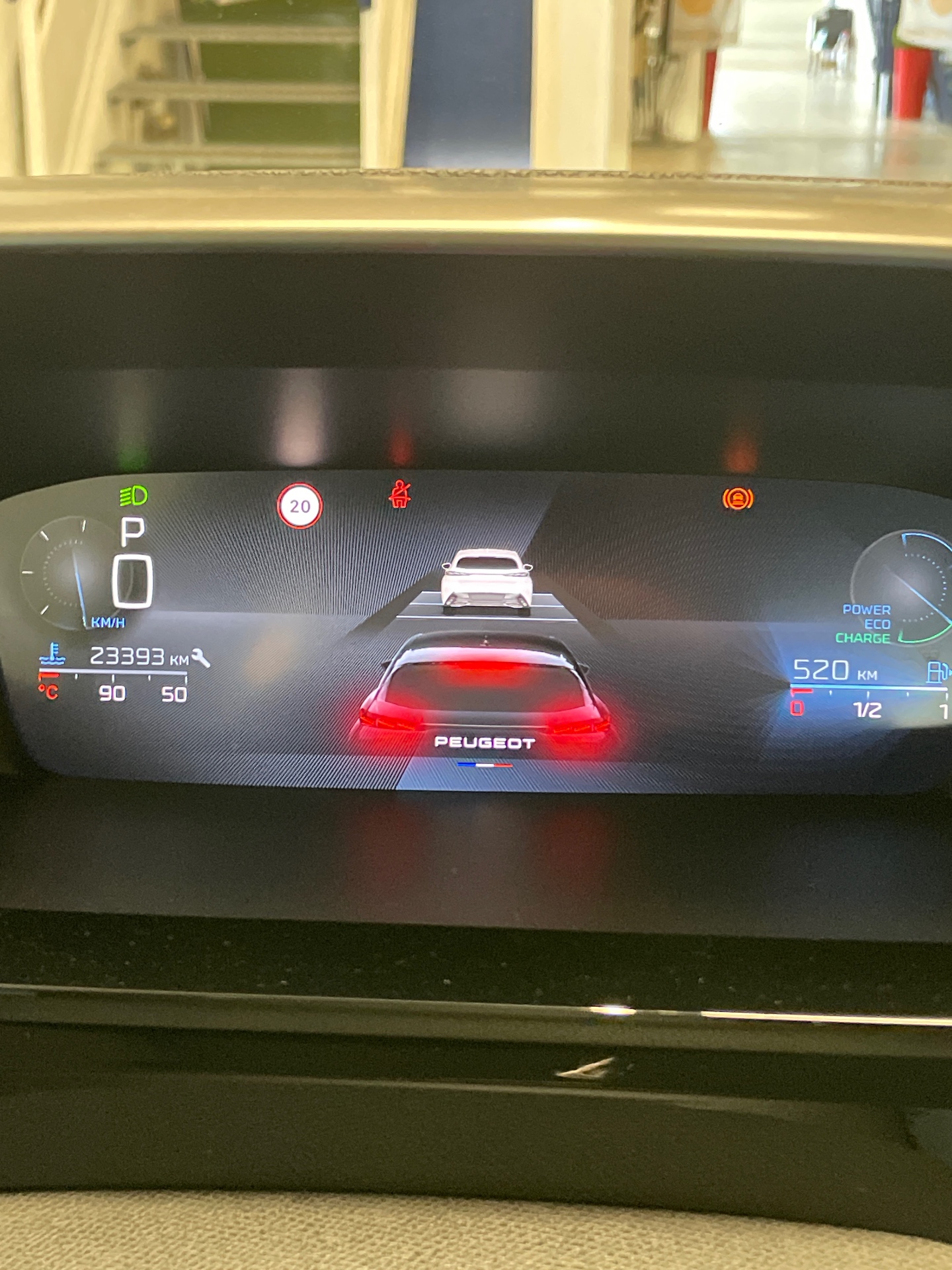PEUGEOT 308 Hybrid 145 e-DCS6 Allure — expertise