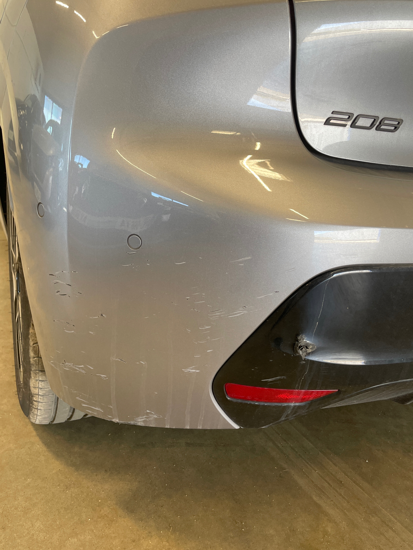 PEUGEOT 208 Allure 100 ch BVM6 — expertise