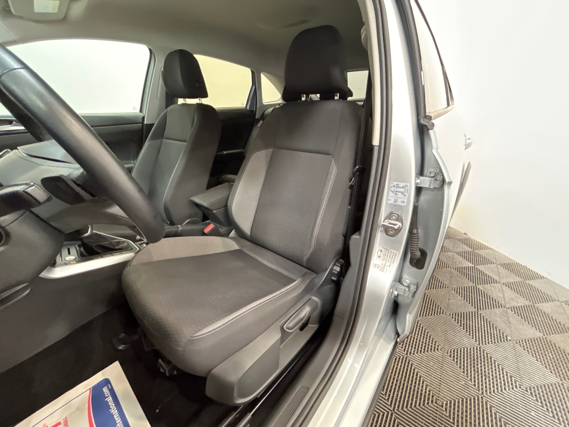 VOLKSWAGEN TAIGO TSI 115 HP LIFE DSG