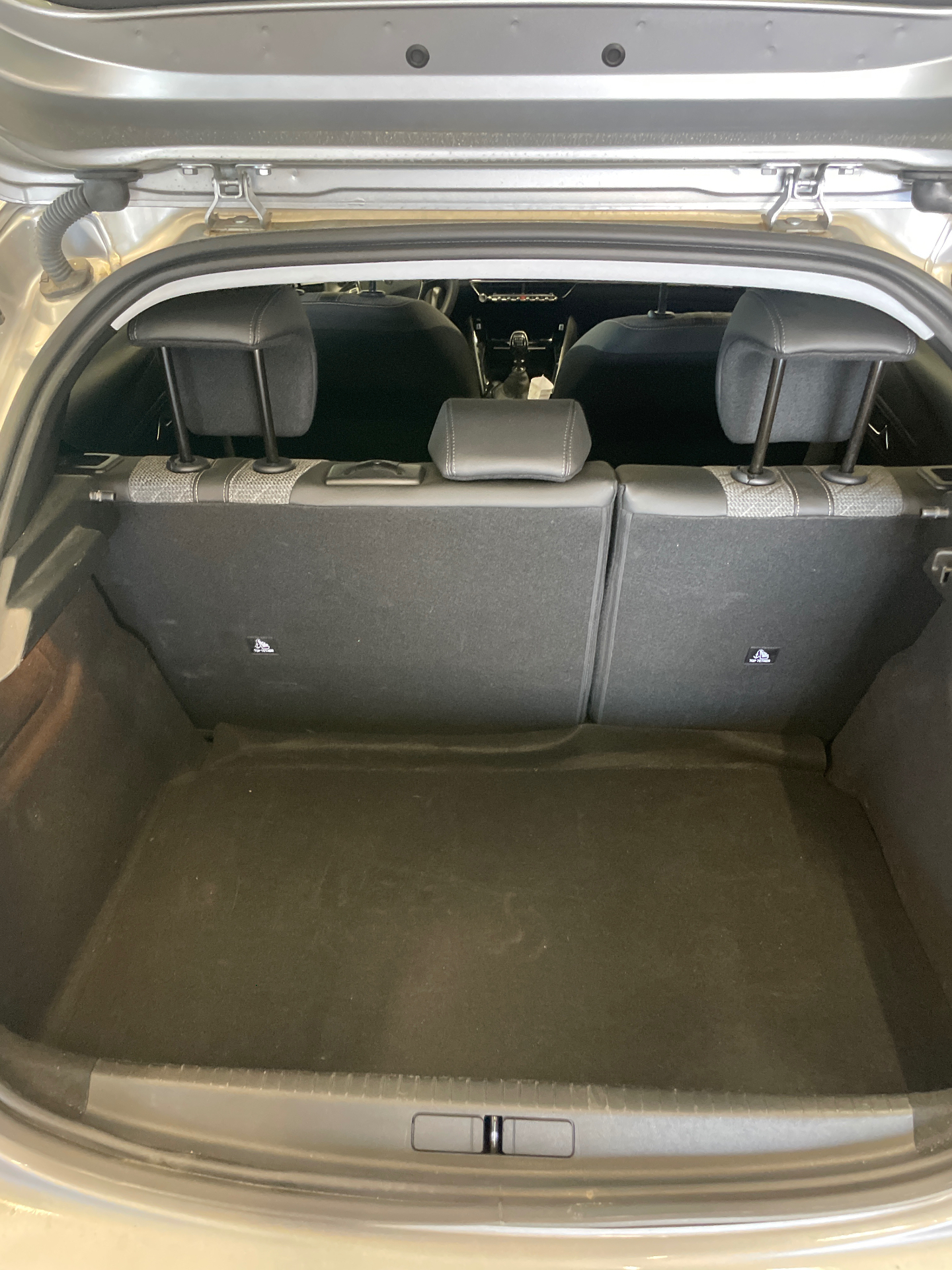 PEUGEOT 208 Allure 100 ch BVM6 — expertise