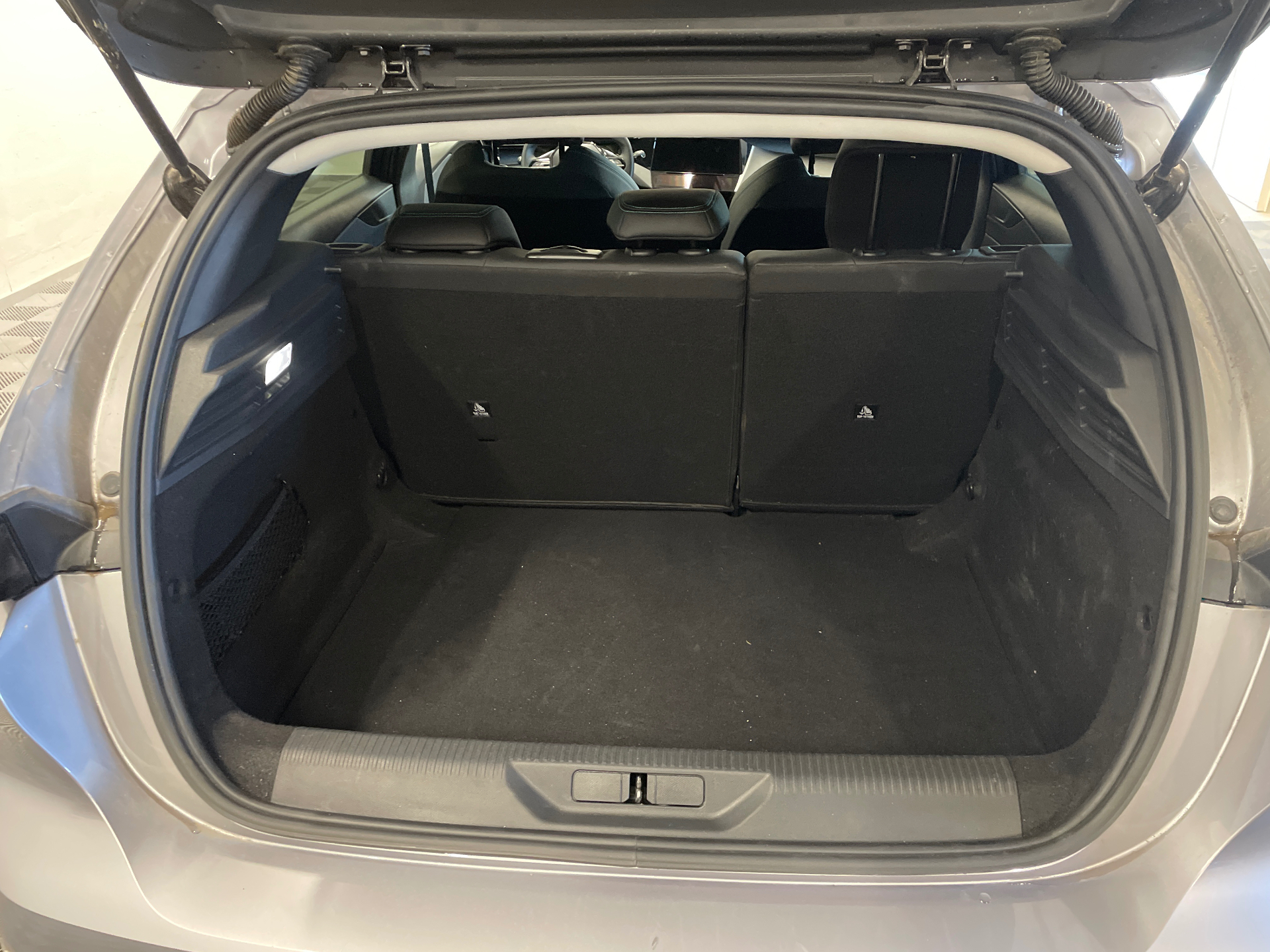 PEUGEOT 308 Allure Hybrid 145 ch e-DCS6 — expertise
