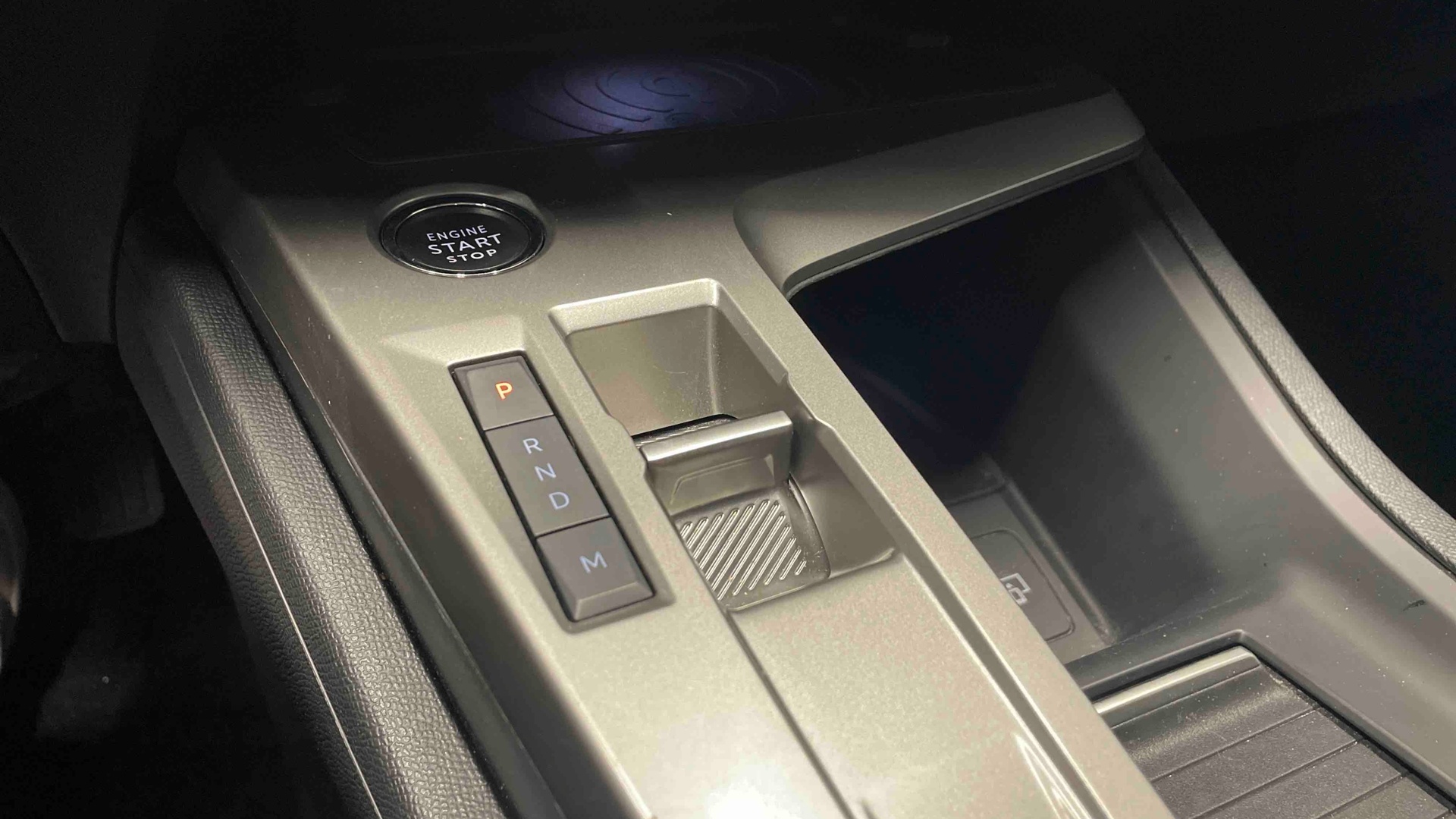 PEUGEOT 308 Allure Hybrid 145 ch e-DCS6