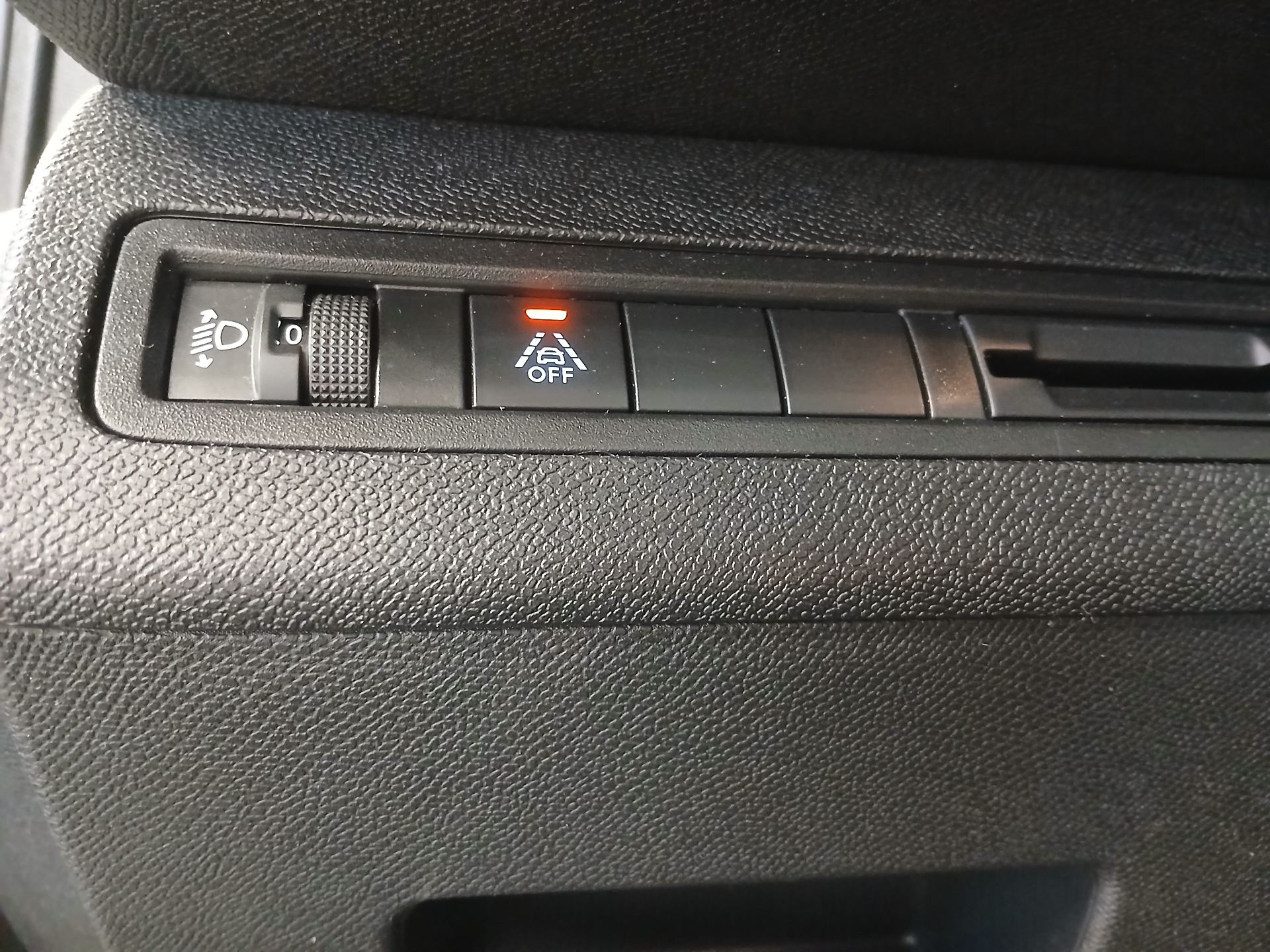 PEUGEOT 3008 BlueHDi 130ch S&S EAT8 Active Pack
