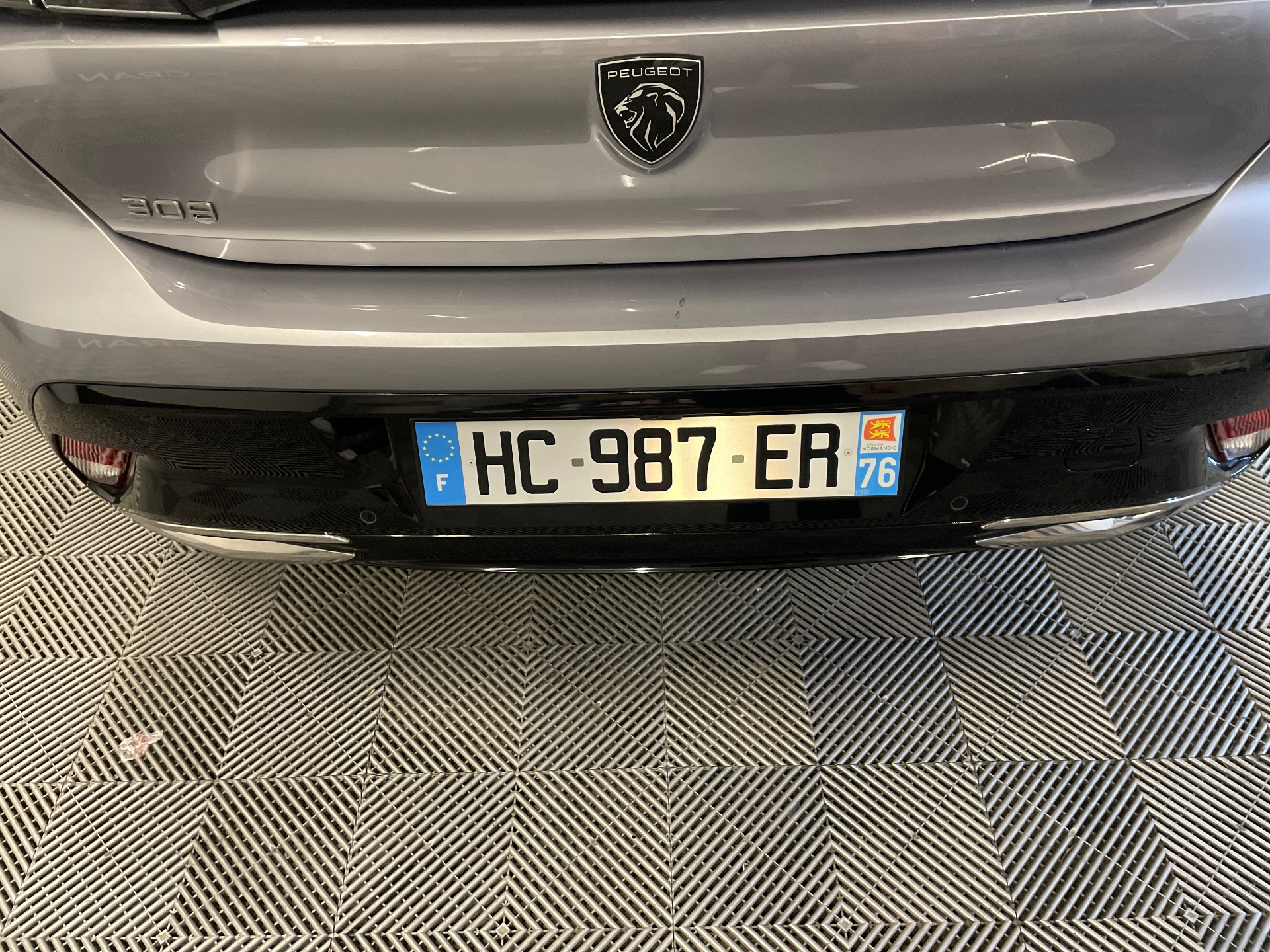 PEUGEOT 308 Allure Hybrid 145 ch e-DCS6 — expertise