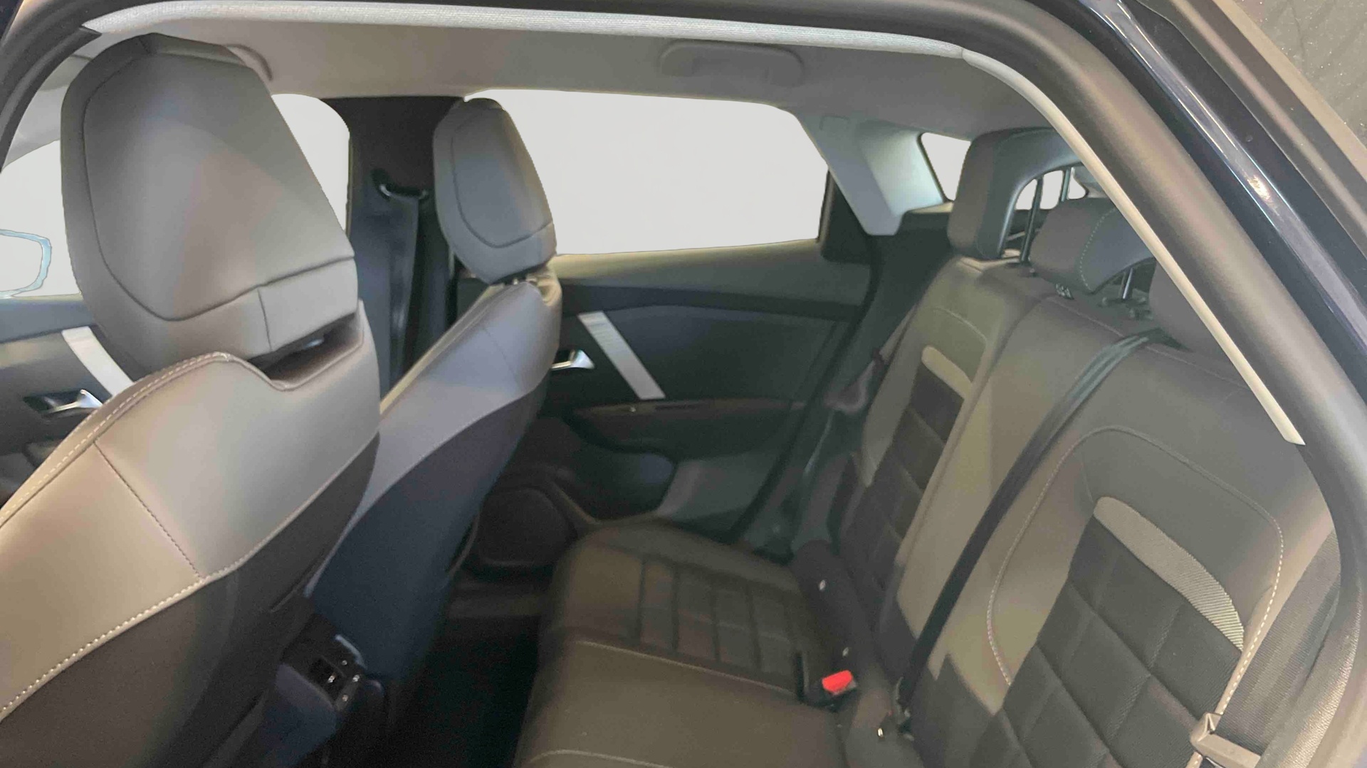 CITROEN C4 Hybride 145 ch e-DCS6 Max
