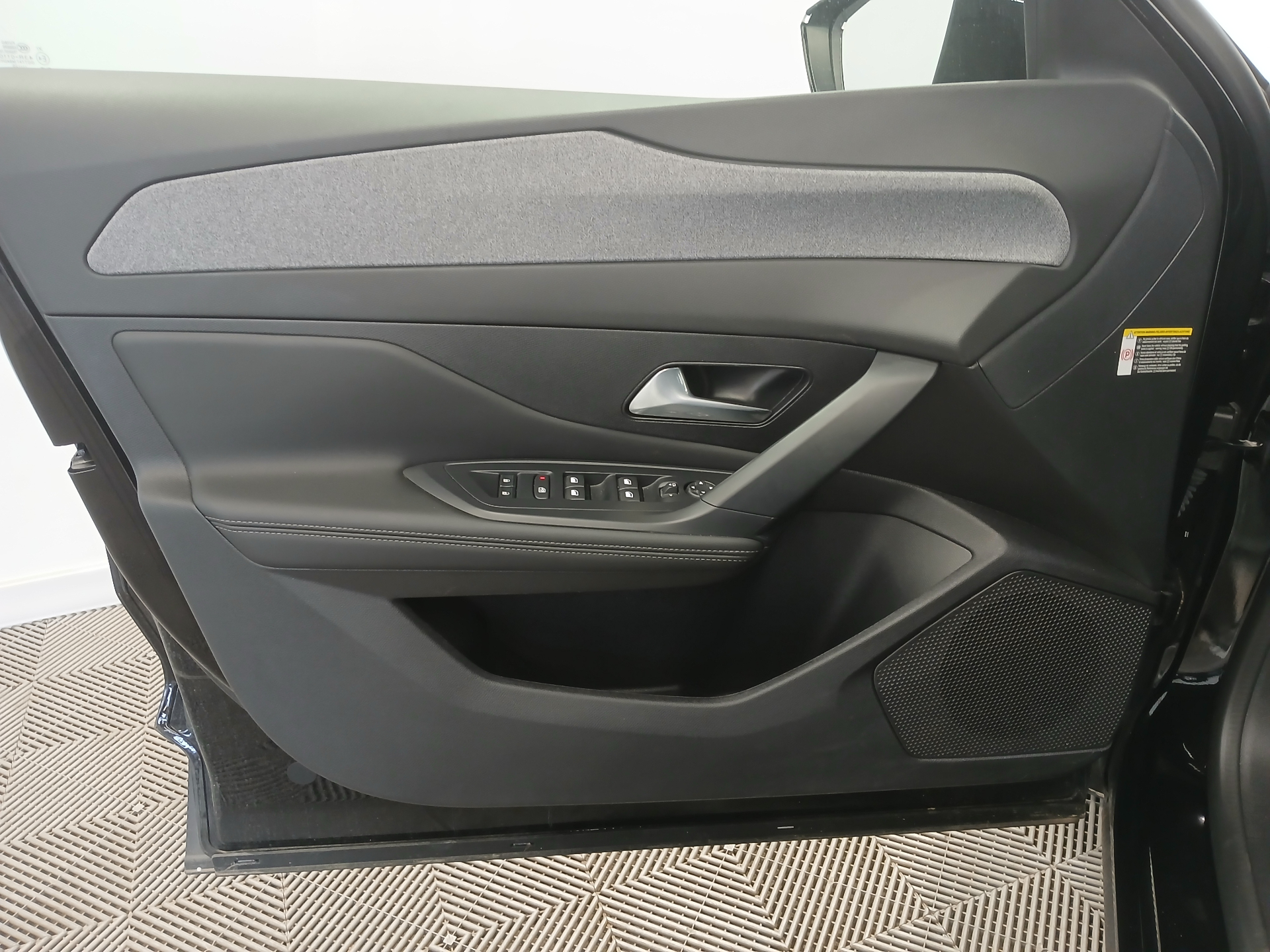 PEUGEOT 408 Allure Hybrid 145 ch e-DCS6