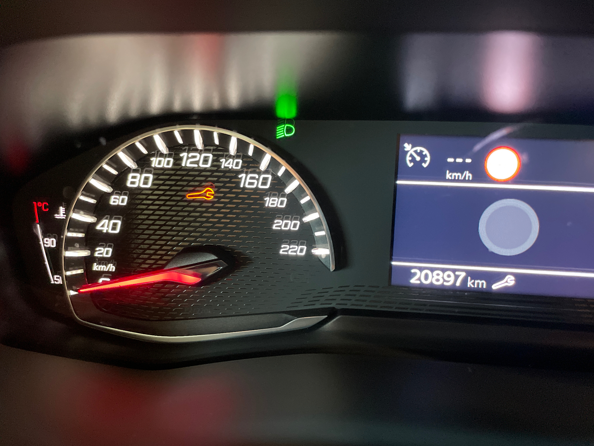 PEUGEOT 208 Style 100 ch BVM6 — expertise