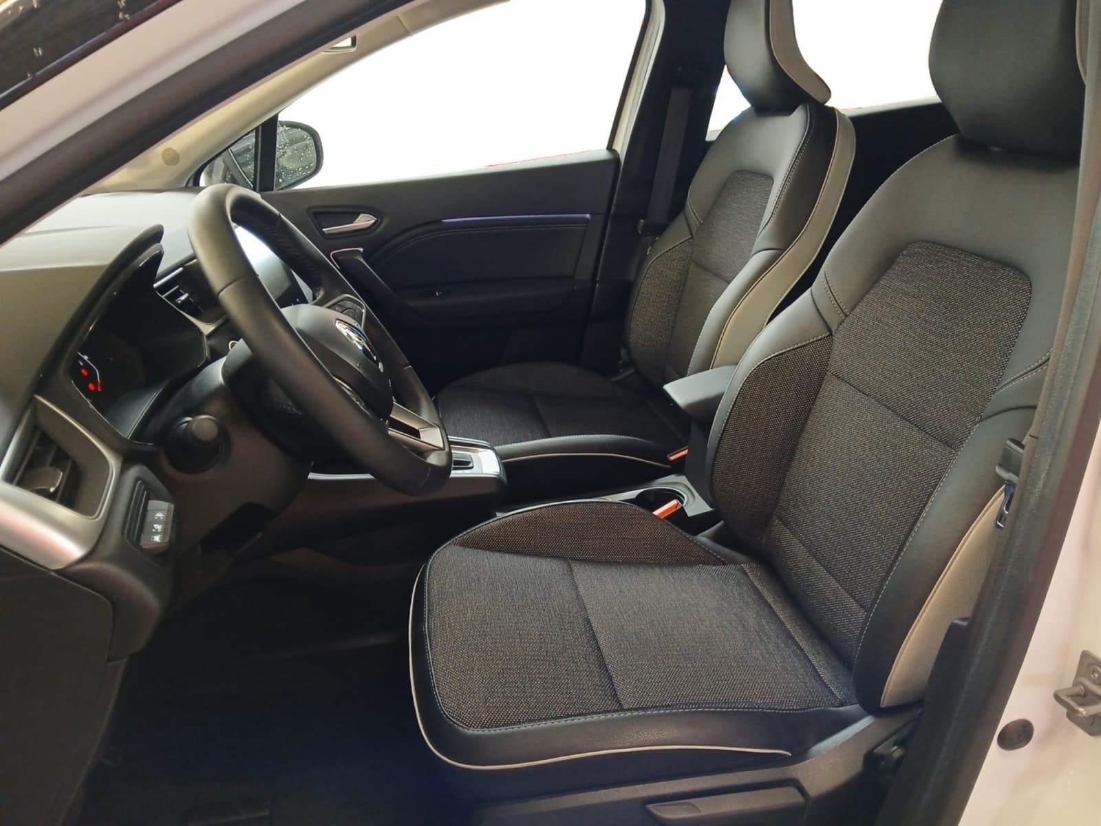 RENAULT CAPTUR E-Tech full hybrid 145 Techno