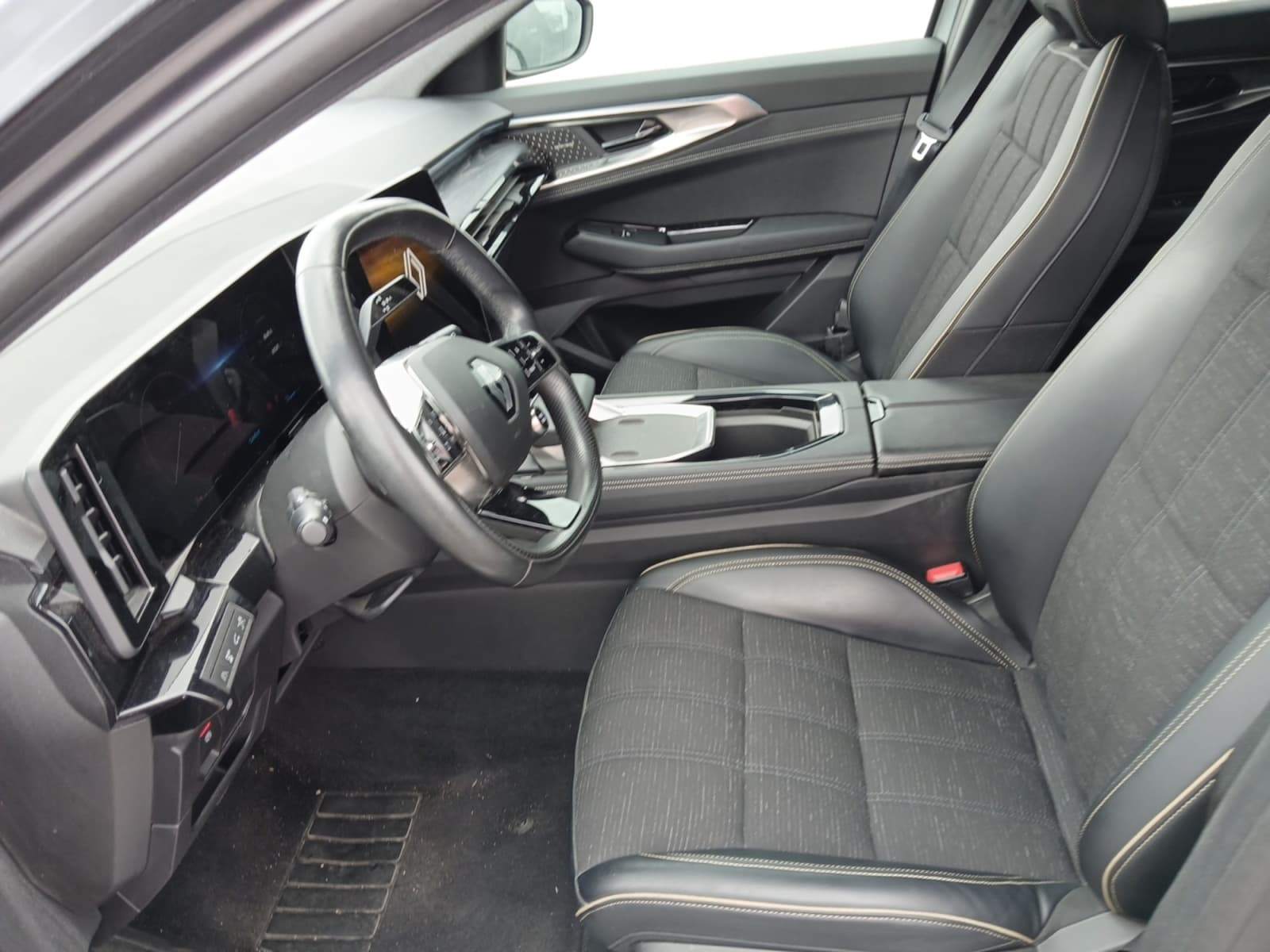 RENAULT AUSTRAL E-Tech hybrid 200 Iconic