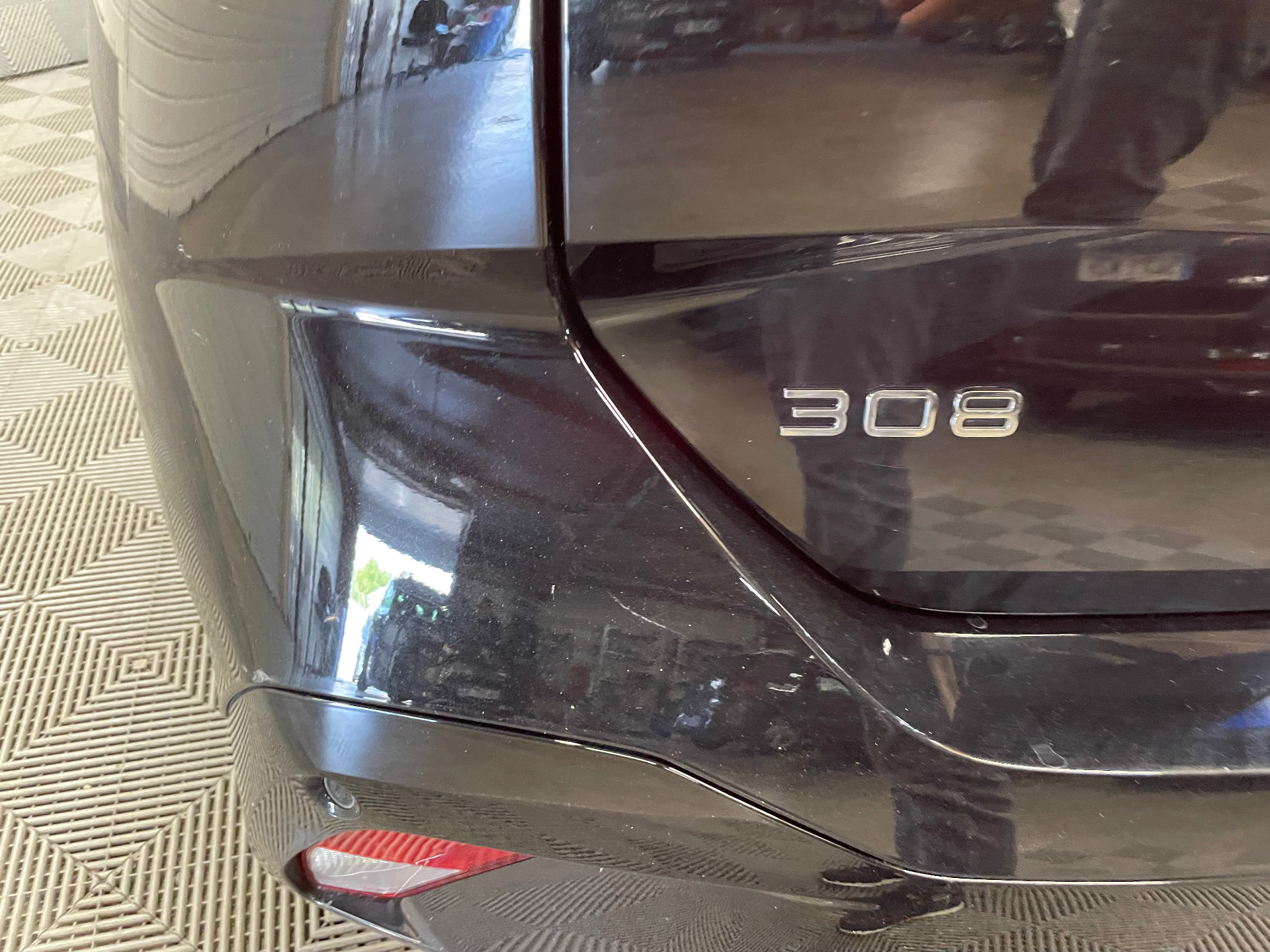 PEUGEOT 308 SW BlueHDi 130ch S&S EAT8 Allure — expertise