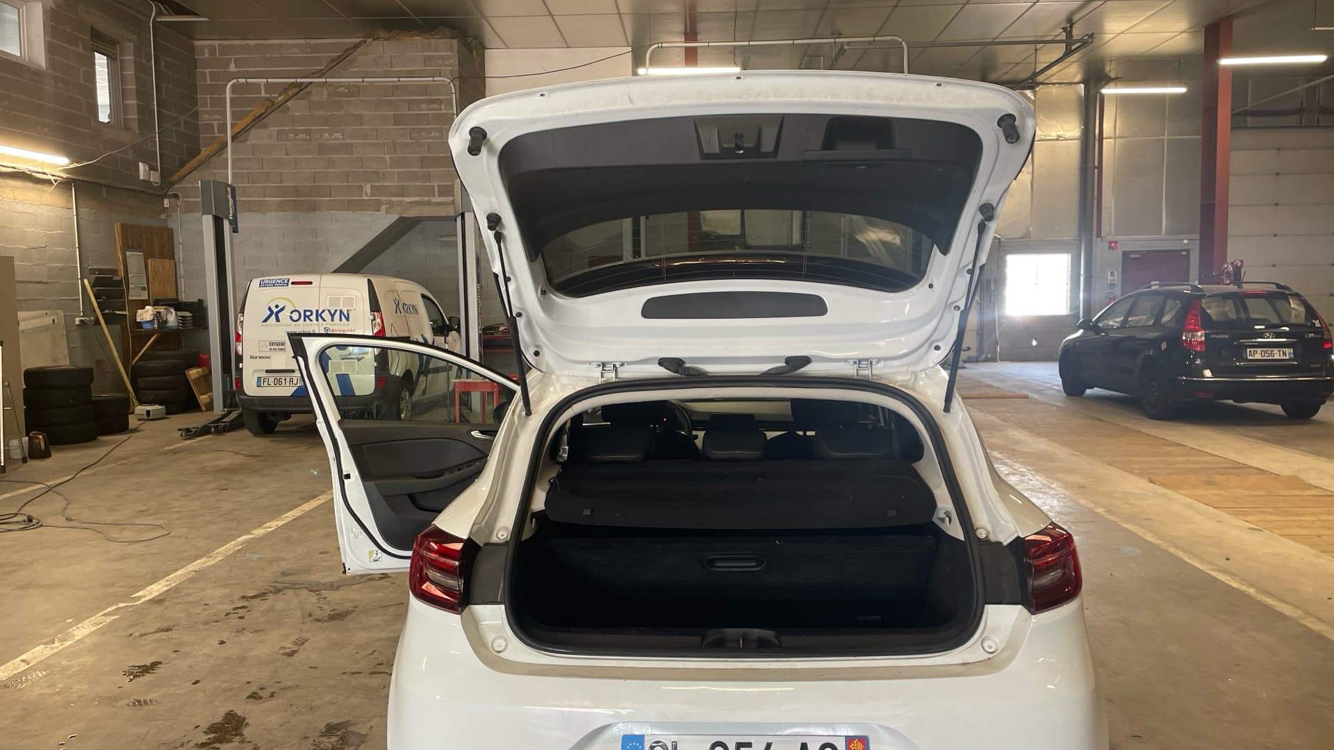 RENAULT CLIO V Blue dCi 100 Evolution