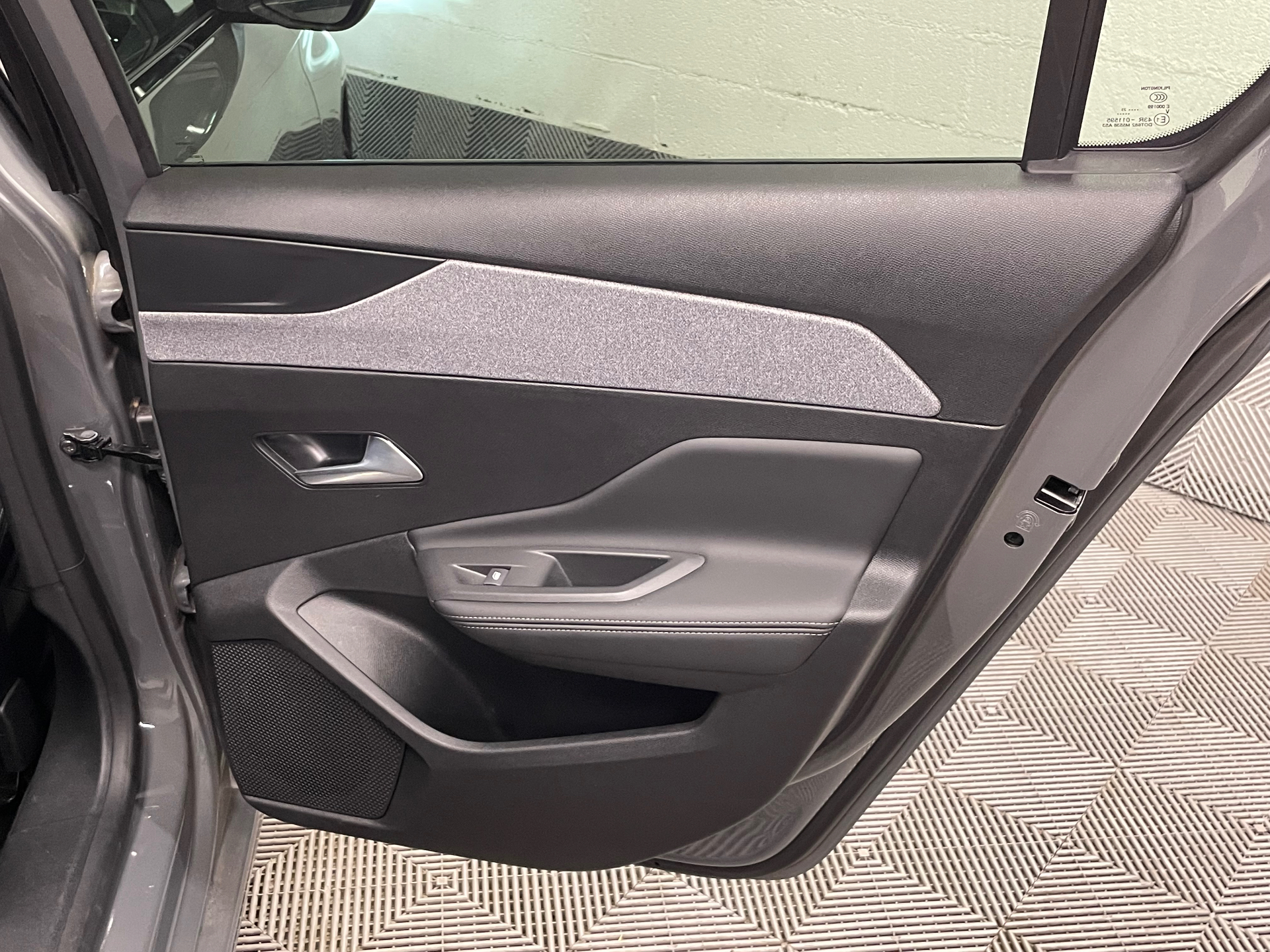 PEUGEOT 308 BlueHDi 130ch S&S EAT8 Allure