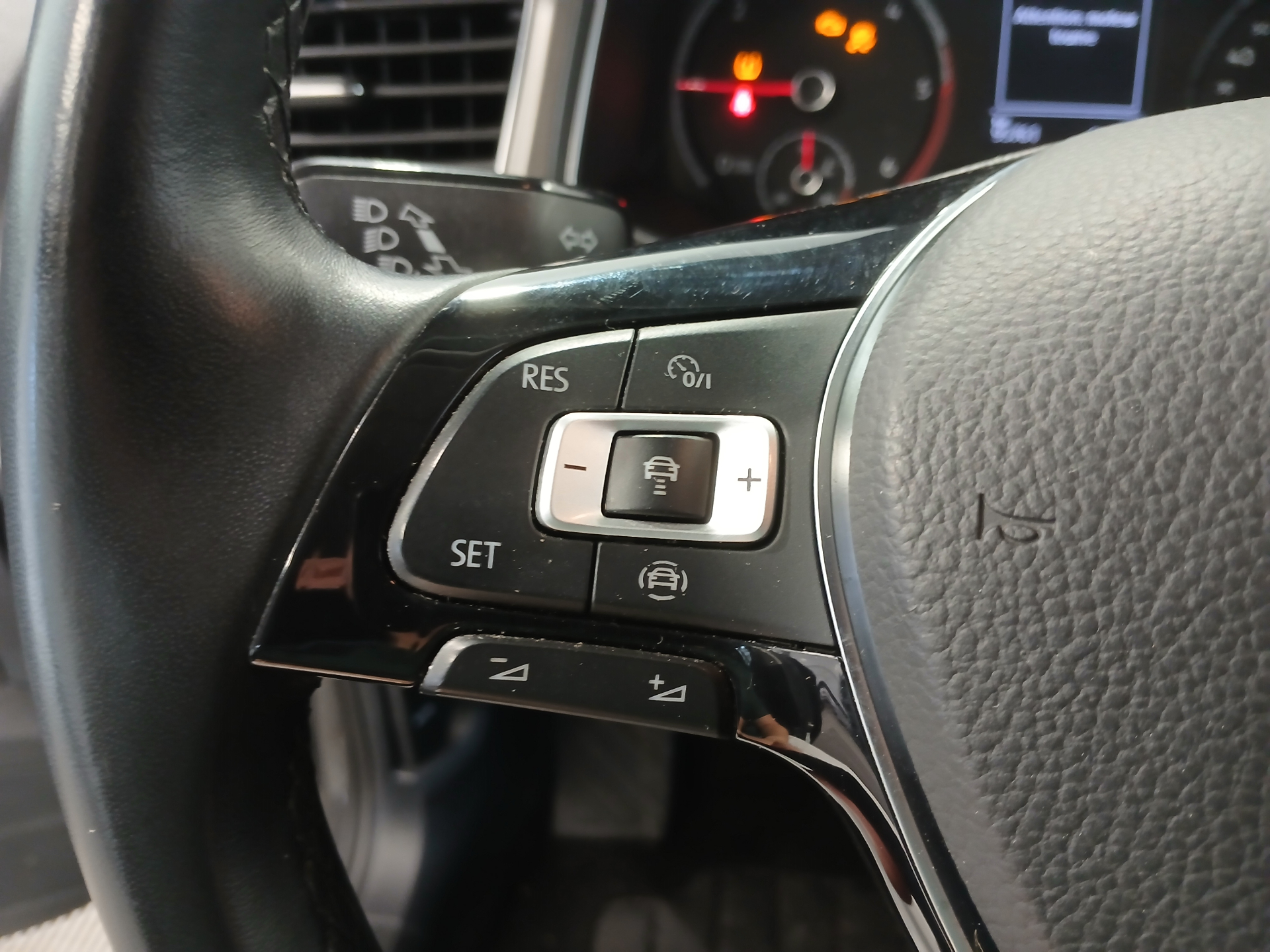 VOLKSWAGEN T-ROC 2.0 TDI 115 Start/Stop BVM6 Lounge Business
