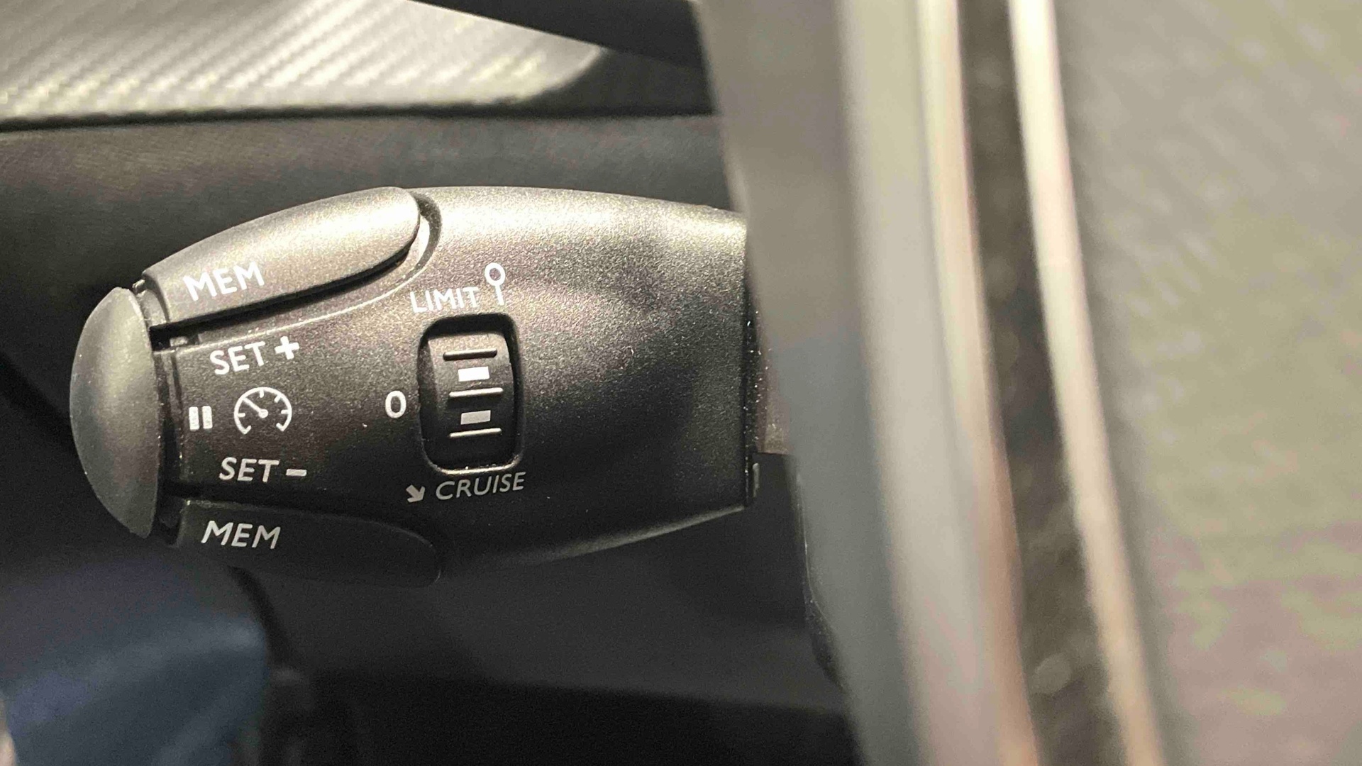 PEUGEOT 208 Style 100 ch BVM6