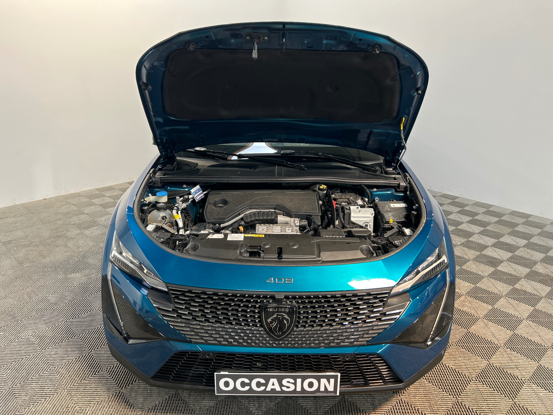 PEUGEOT 408 Allure Hybrid 145 ch e-DCS6 — expertise