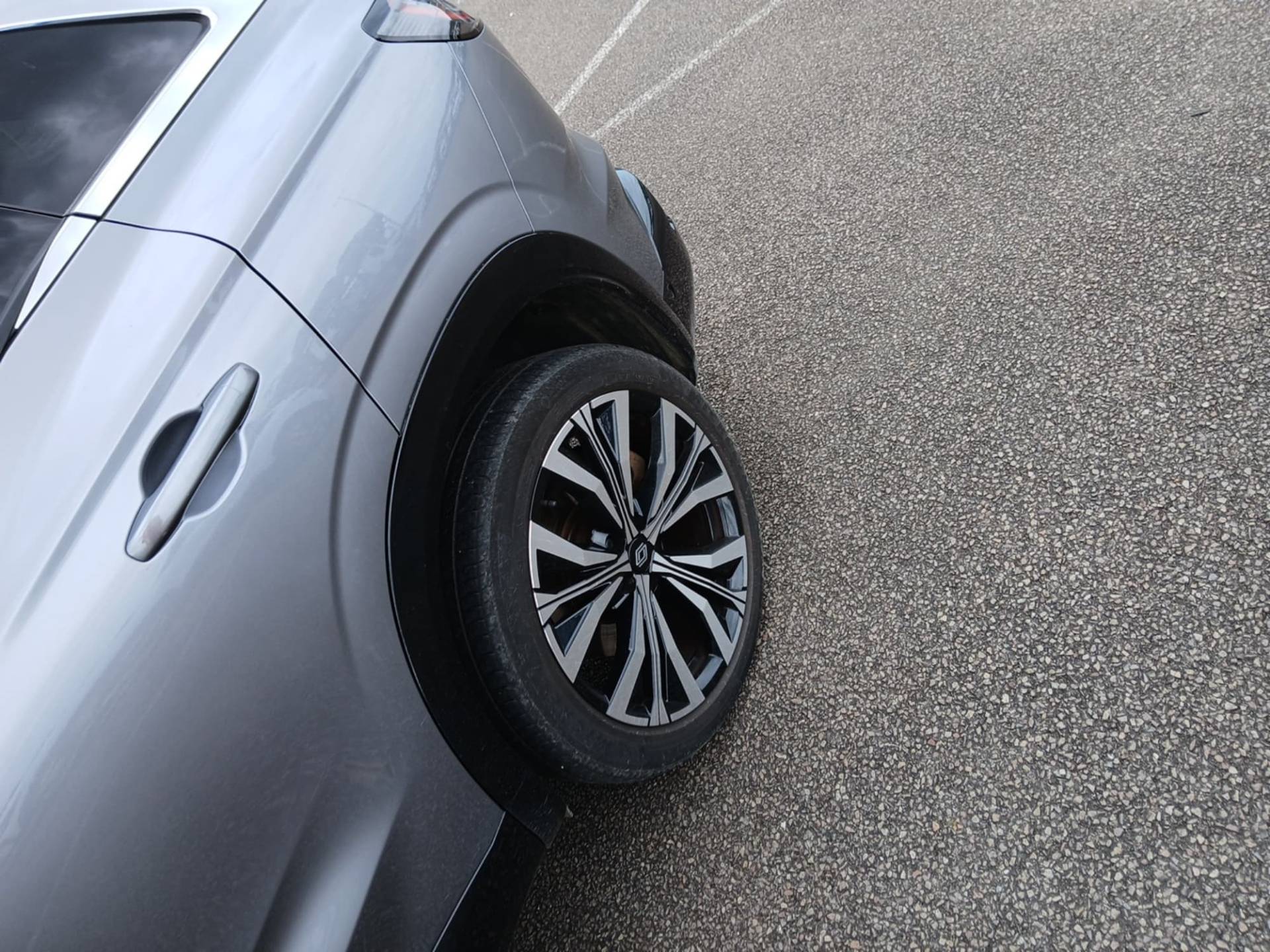 RENAULT AUSTRAL E-Tech hybrid 200 Iconic
