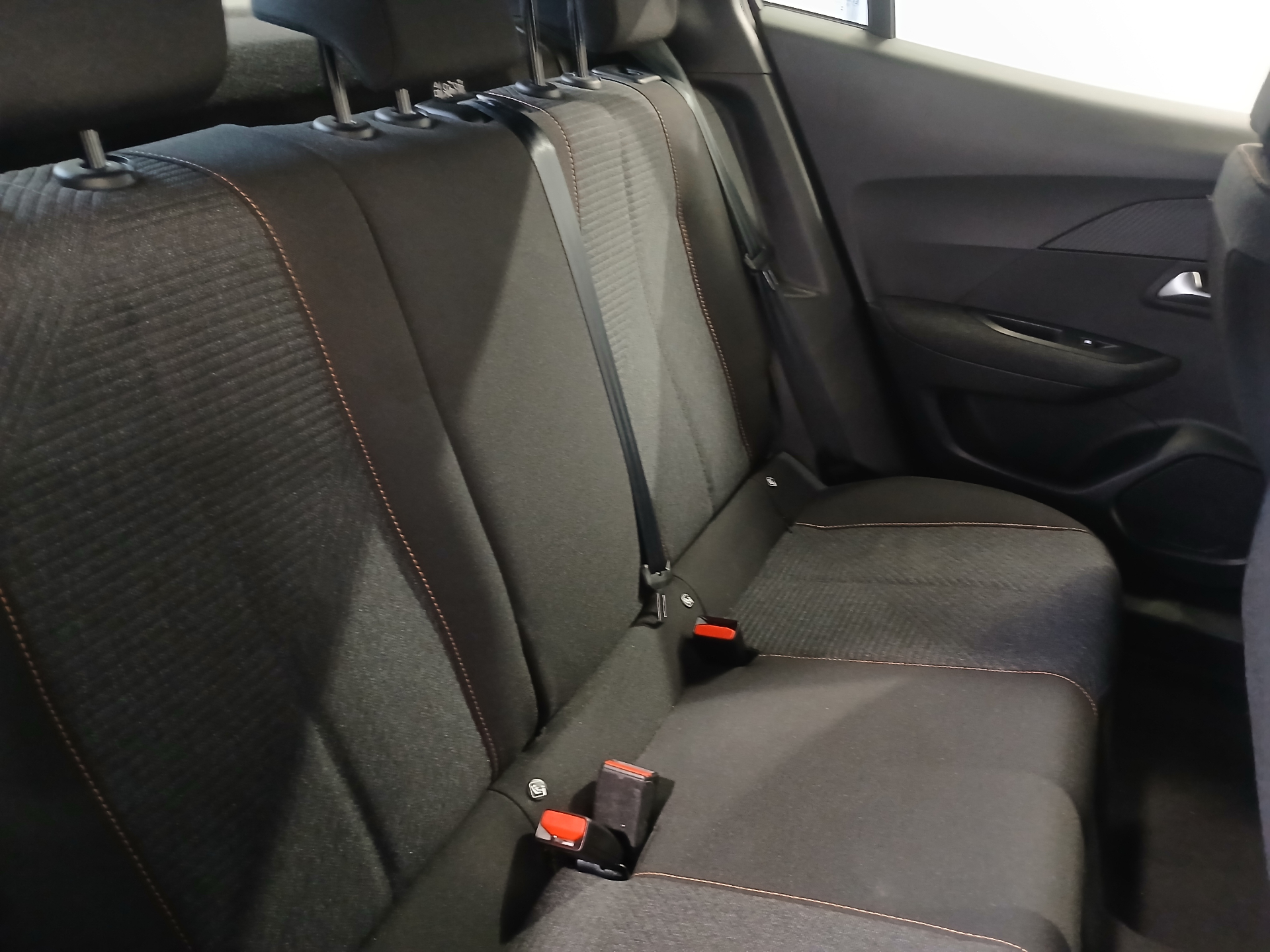PEUGEOT 2008 Style 100 ch BVM6