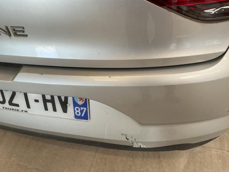 RENAULT MEGANE IV BERLINE Blue dCi 115 EDC - 21N Intens — expertise