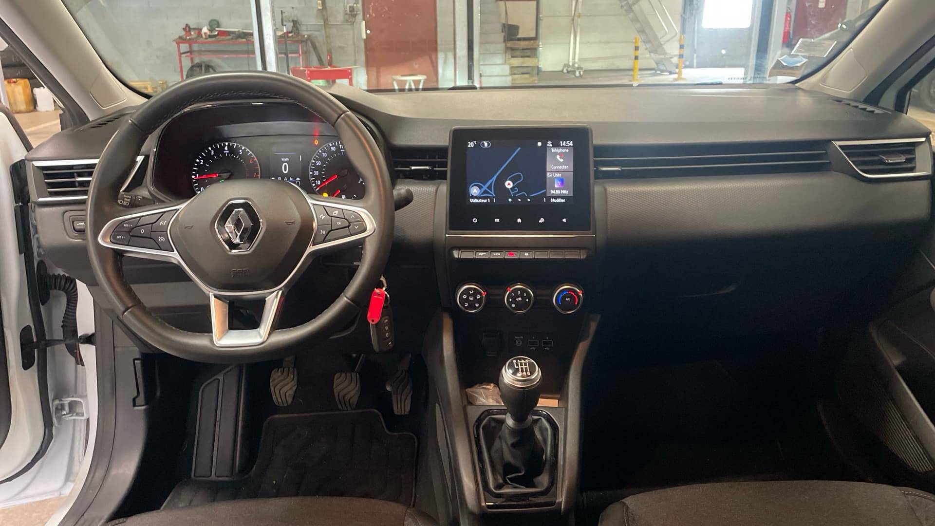 RENAULT CLIO V TCe 90 - 21N Business