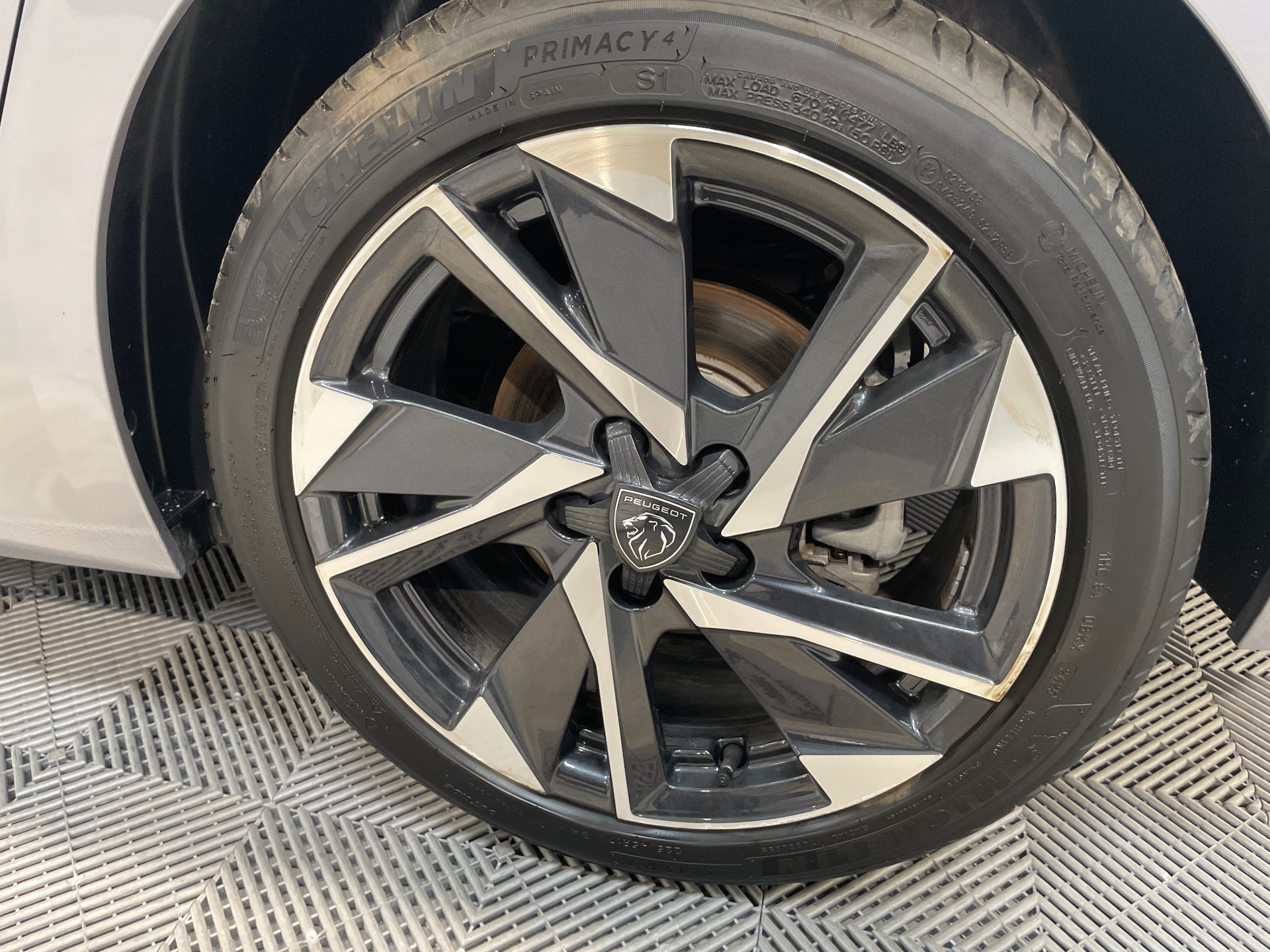 PEUGEOT 308 Allure BlueHDI 130 ch S&S EAT8 — expertise