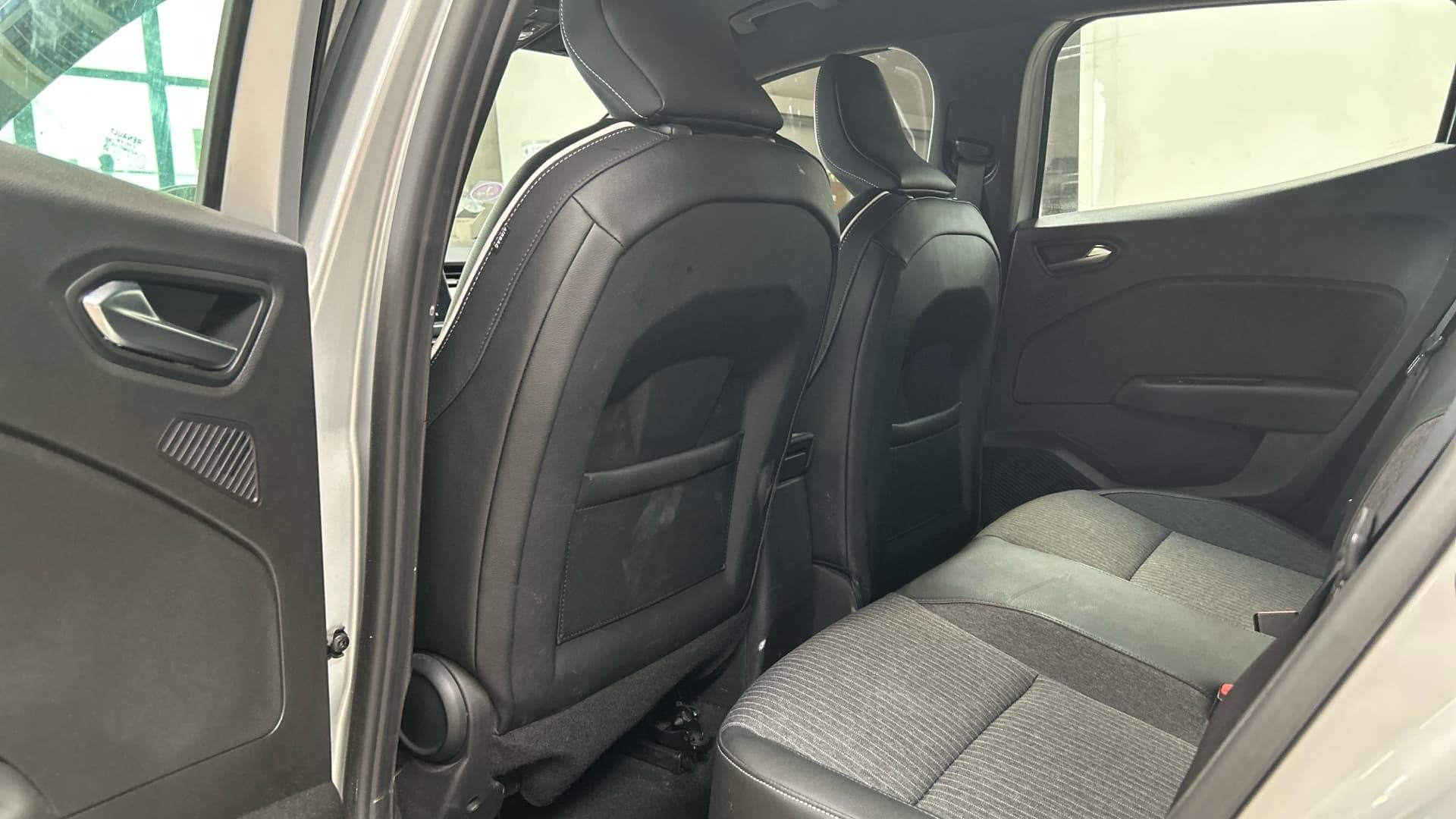 RENAULT CLIO V TCe 90 - 21N Intens
