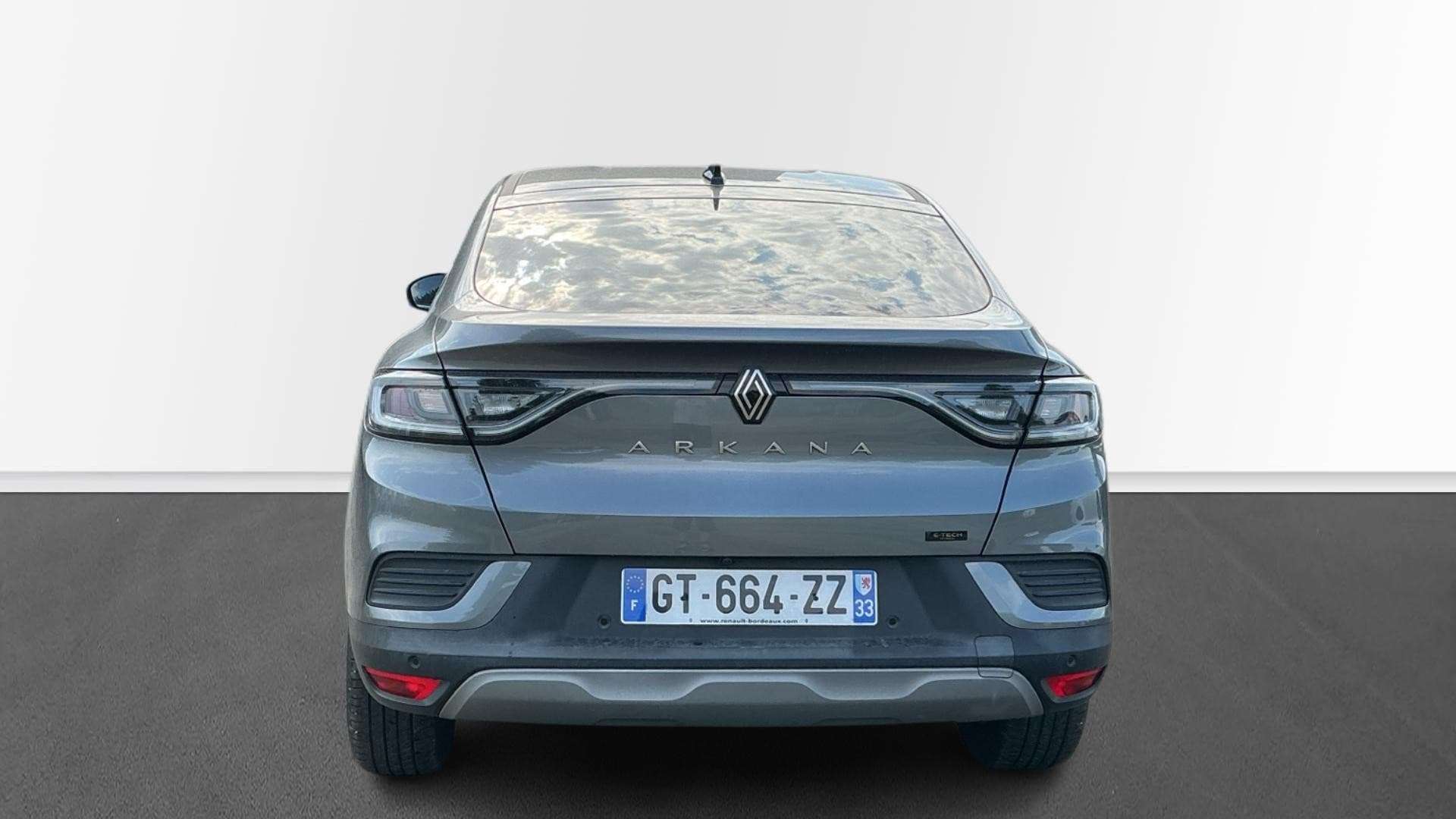 RENAULT ARKANA E-Tech 145 - 23 Techno