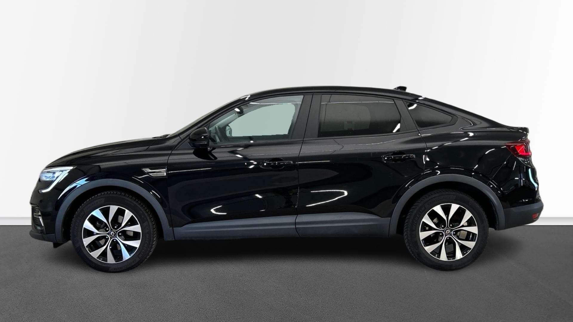 RENAULT ARKANA E-Tech 145 Business