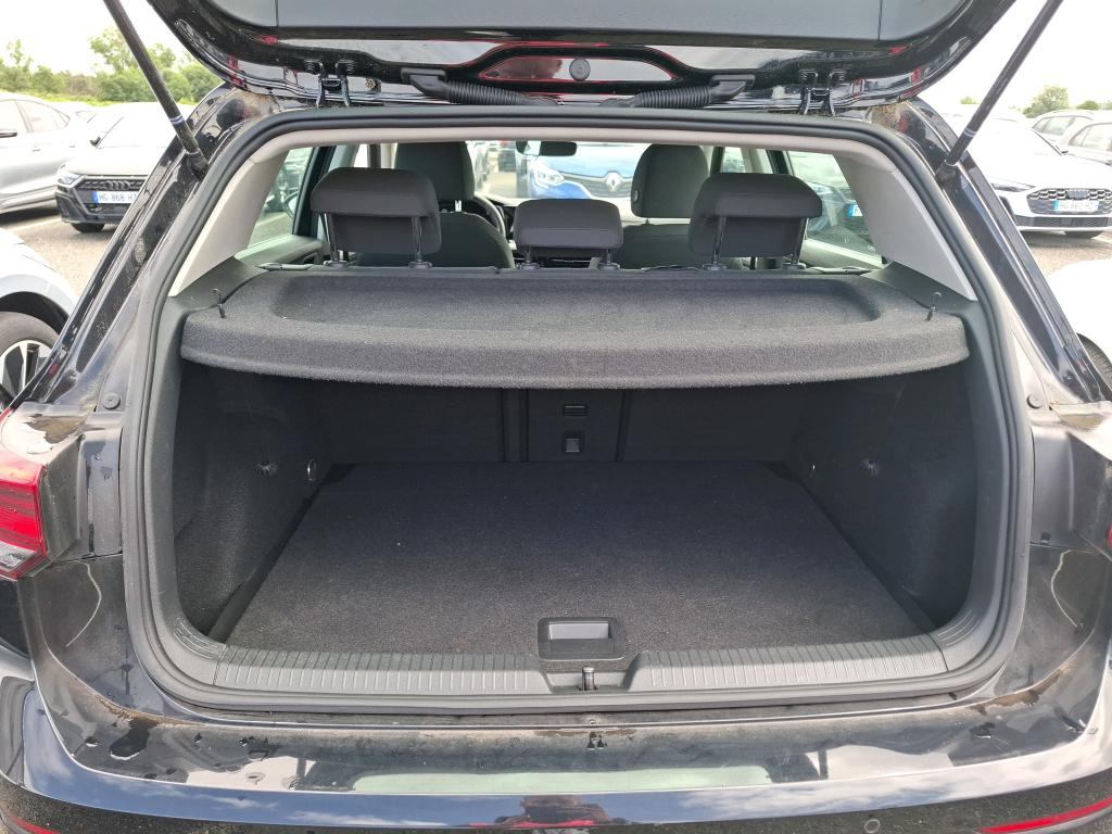 VOLKSWAGEN GOLF 2.0 TDI SCR 115 DSG7 Life Business
