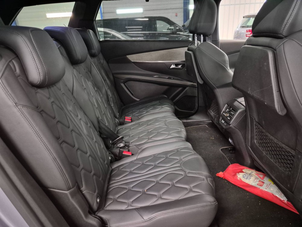 PEUGEOT 5008 BlueHDi 130ch S&S EAT8 GT