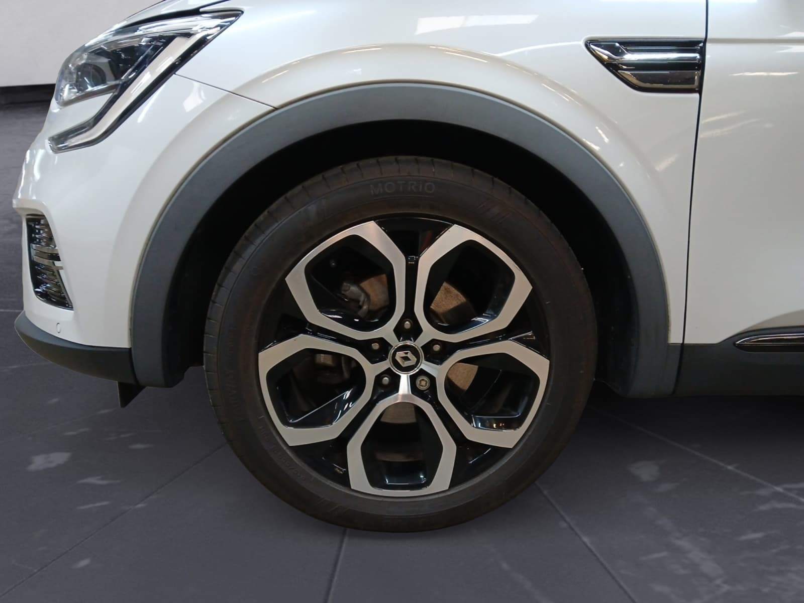RENAULT ARKANA E-Tech 145 - 21B Intens