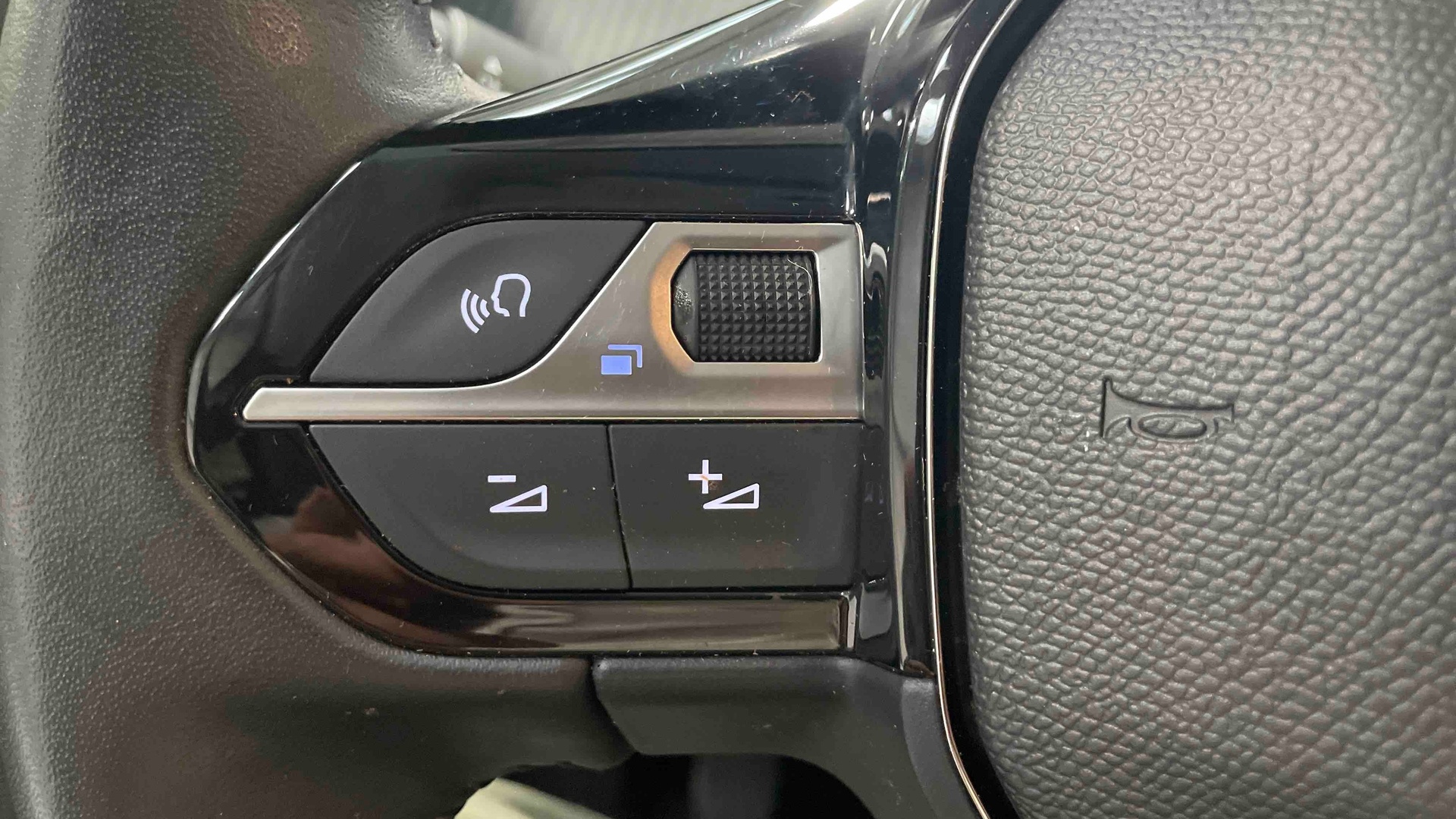 PEUGEOT 208 100 S&S BVM6 Allure