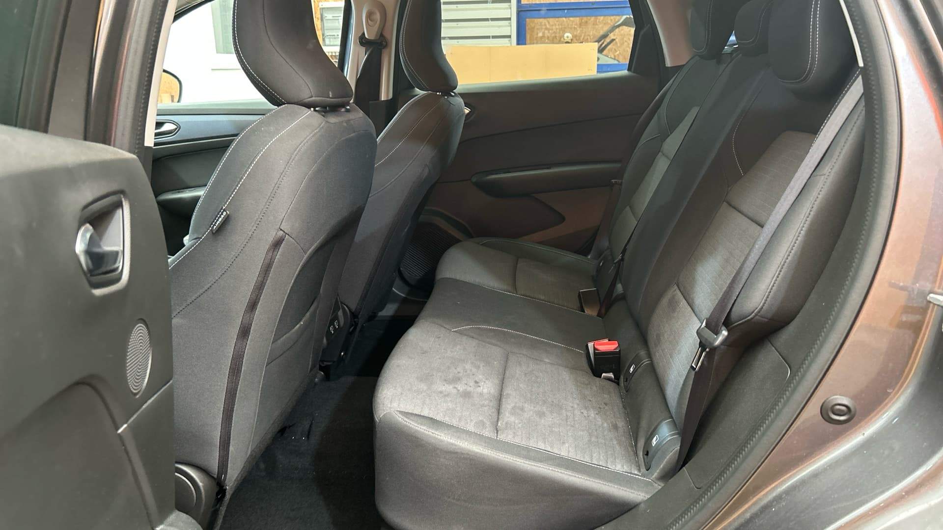 RENAULT ARKANA E-Tech 145 Business