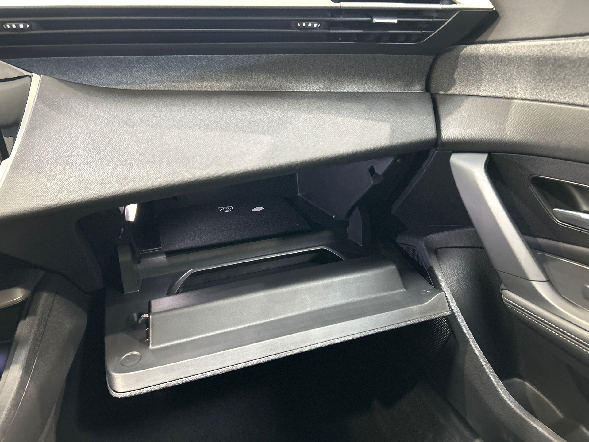 PEUGEOT 308 Allure BlueHDI 130 ch S&S EAT8