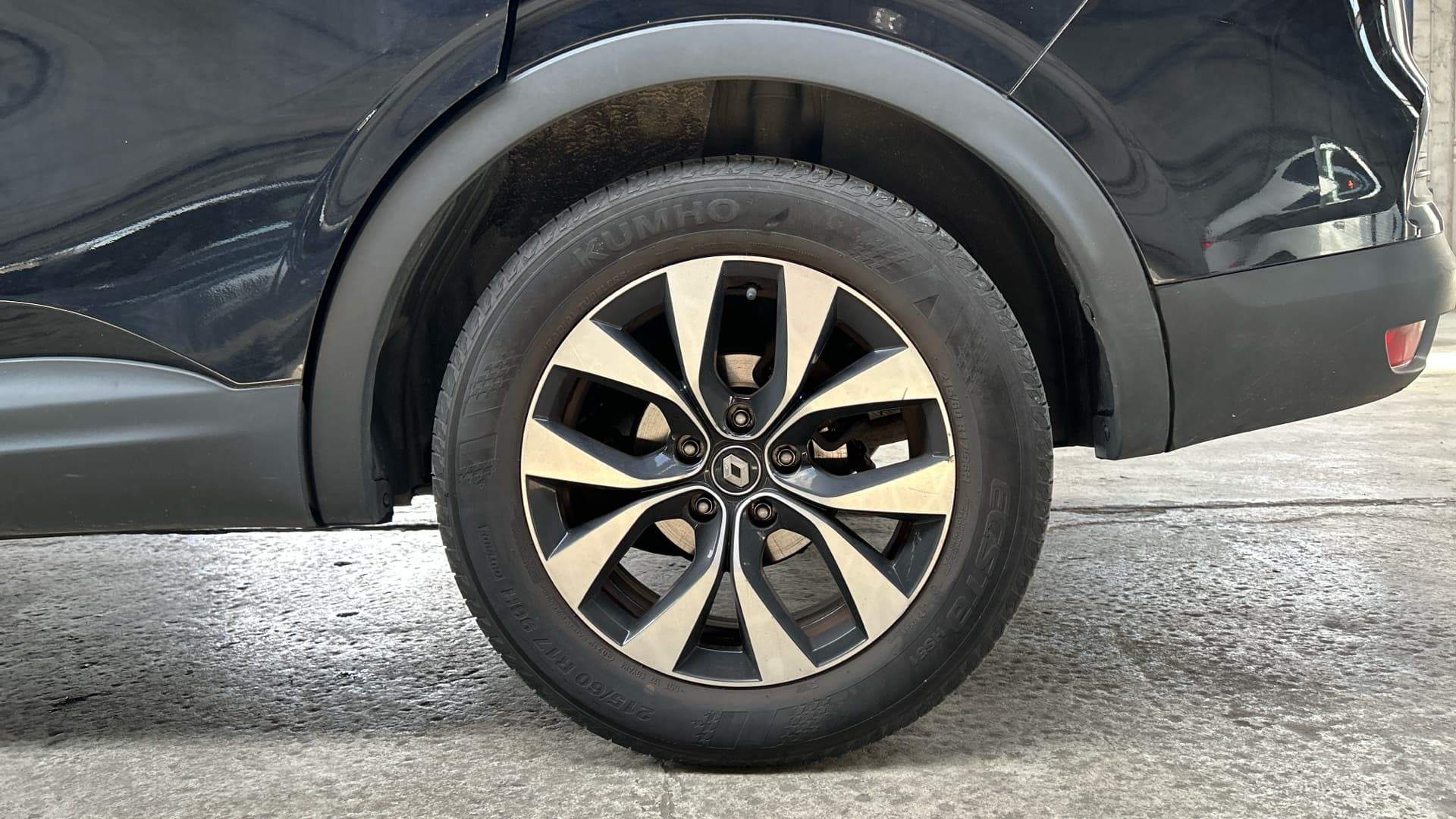 RENAULT ARKANA E-Tech 145 Business