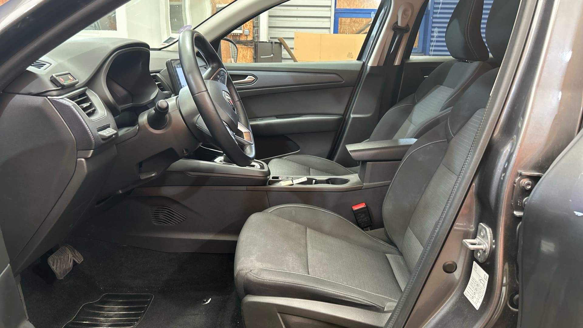RENAULT ARKANA E-Tech 145 Business