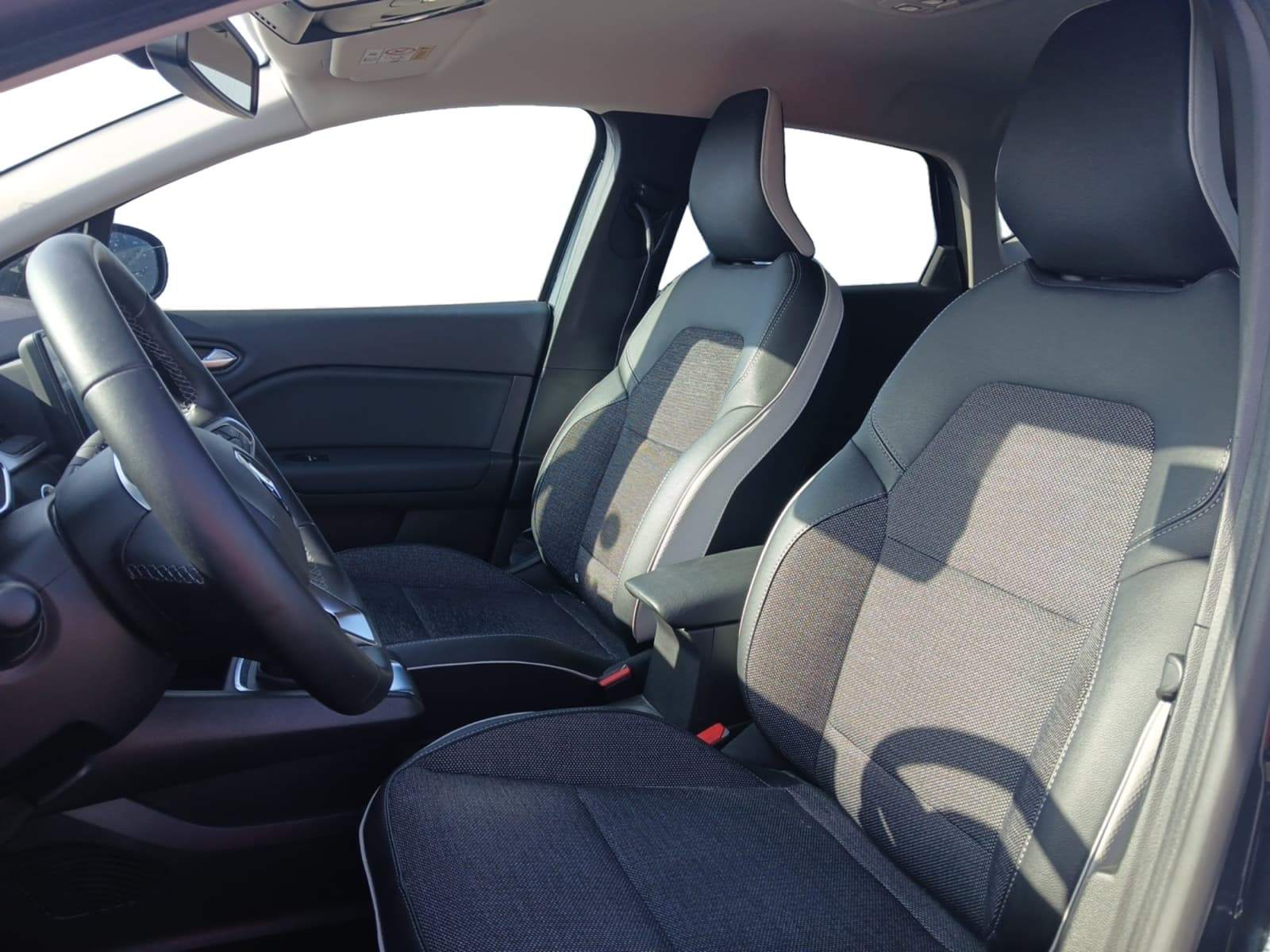 RENAULT CAPTUR E-Tech full hybrid 145 Techno