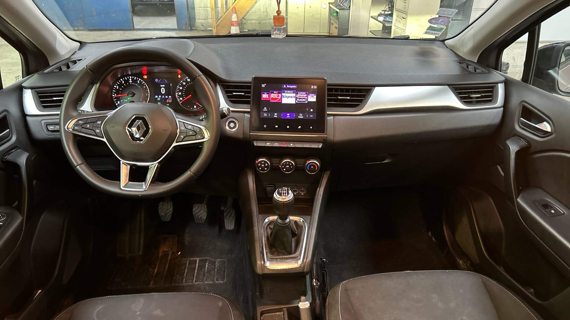 RENAULT CAPTUR TCe 100 GPL - 21 Business