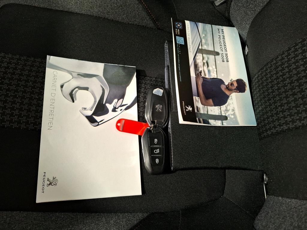 PEUGEOT 3008 BlueHDi 130ch S&S EAT8 Active Pack