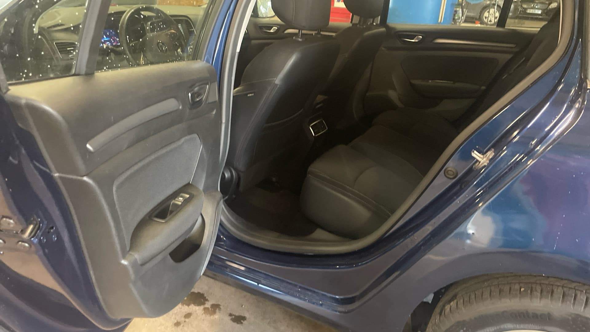 RENAULT MEGANE IV ESTATE Blue dCi 115 EDC Business
