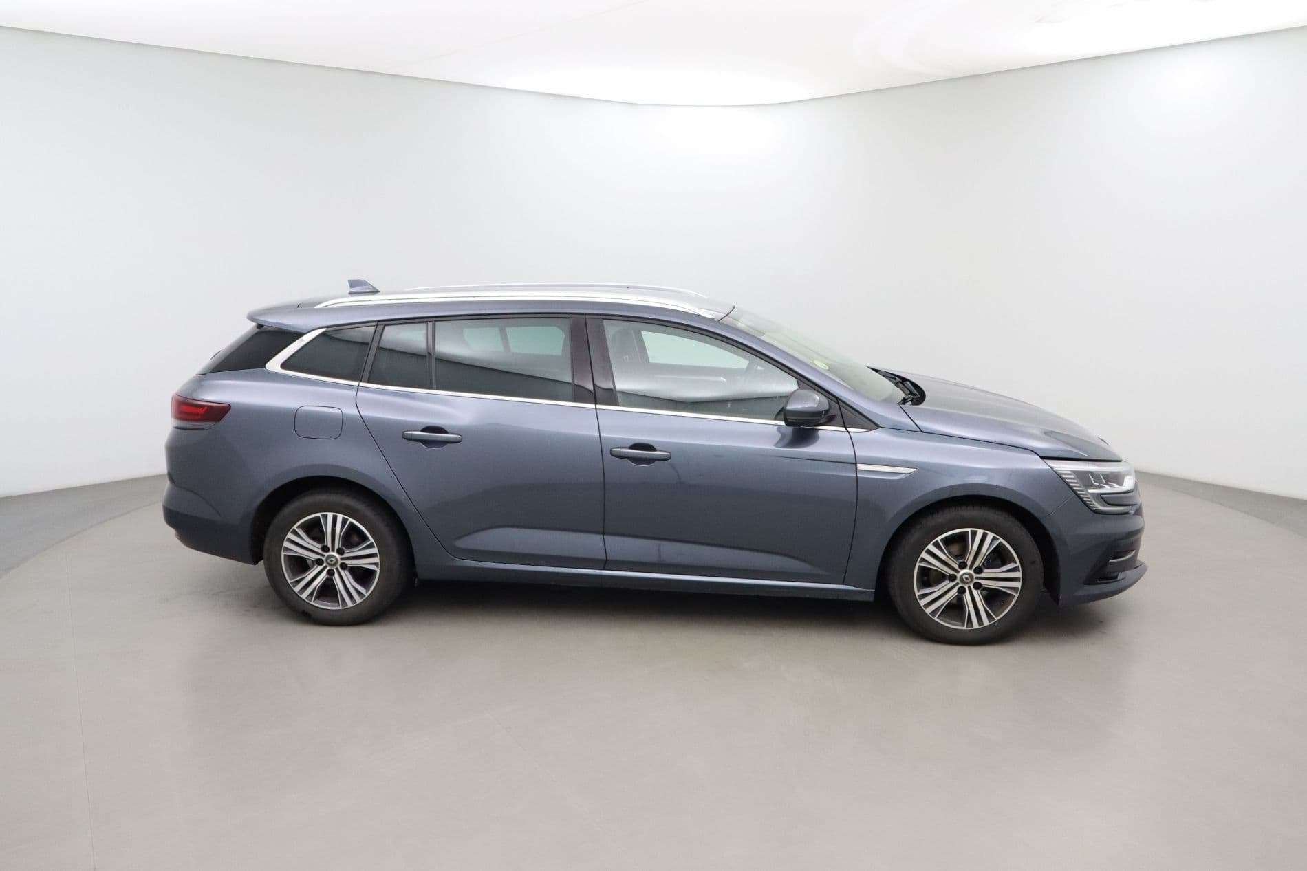RENAULT MEGANE IV ESTATE Blue dCi 115 EDC - 21B Intens