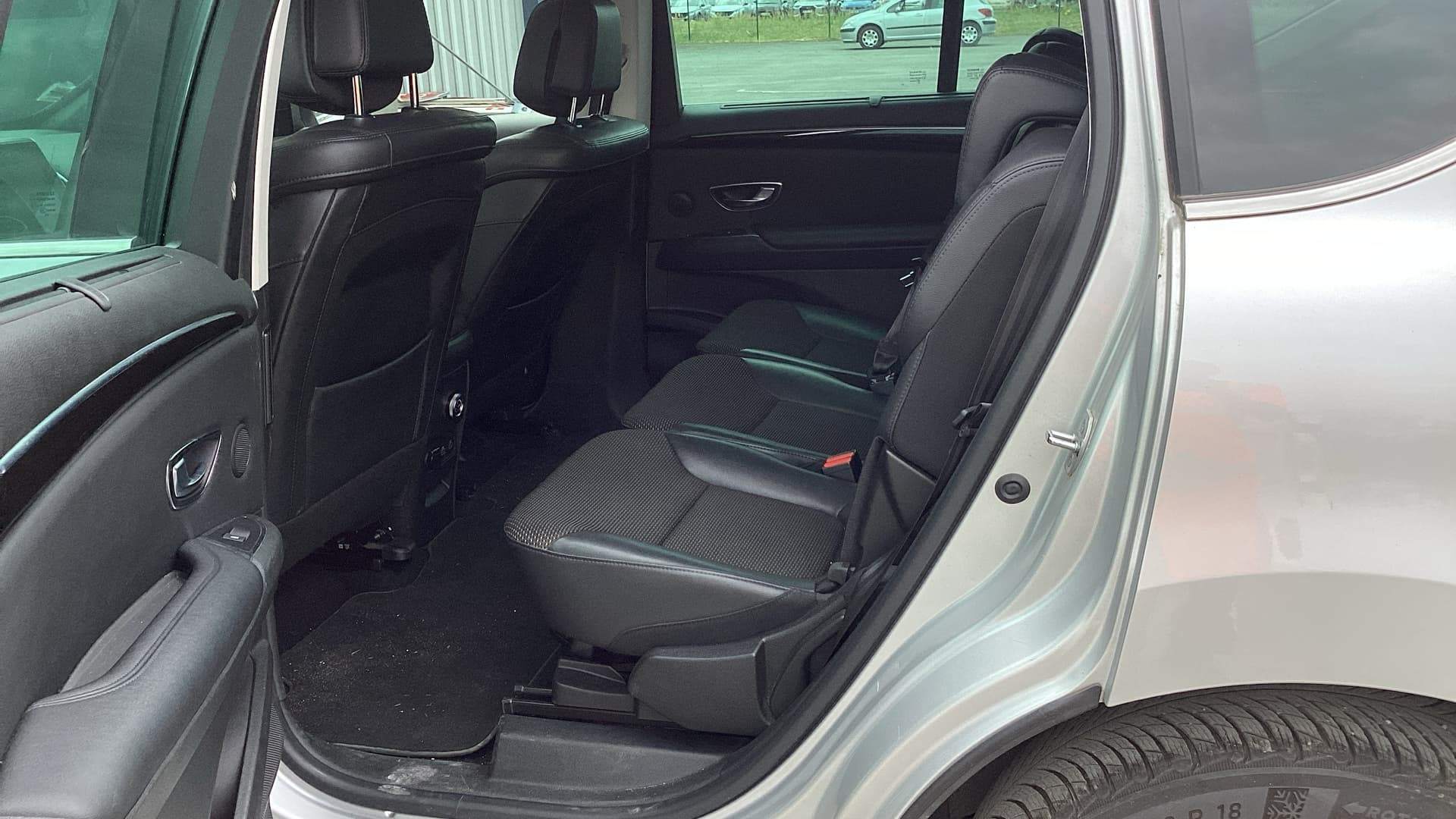 RENAULT ESPACE V Blue dCi 160 EDC Evolution