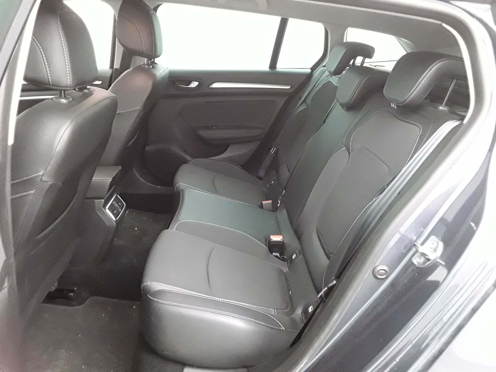 RENAULT MEGANE IV ESTATE Blue dCi 115 EDC - 21B Intens