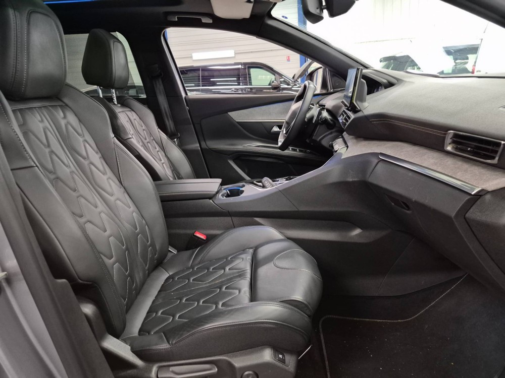 PEUGEOT 5008 BlueHDi 130ch S&S EAT8 GT