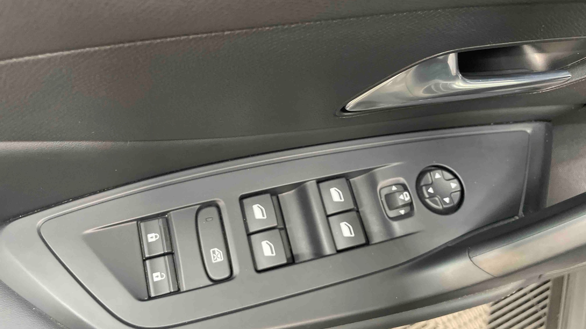 PEUGEOT 408 Allure Hybrid 145 ch e-DCS6