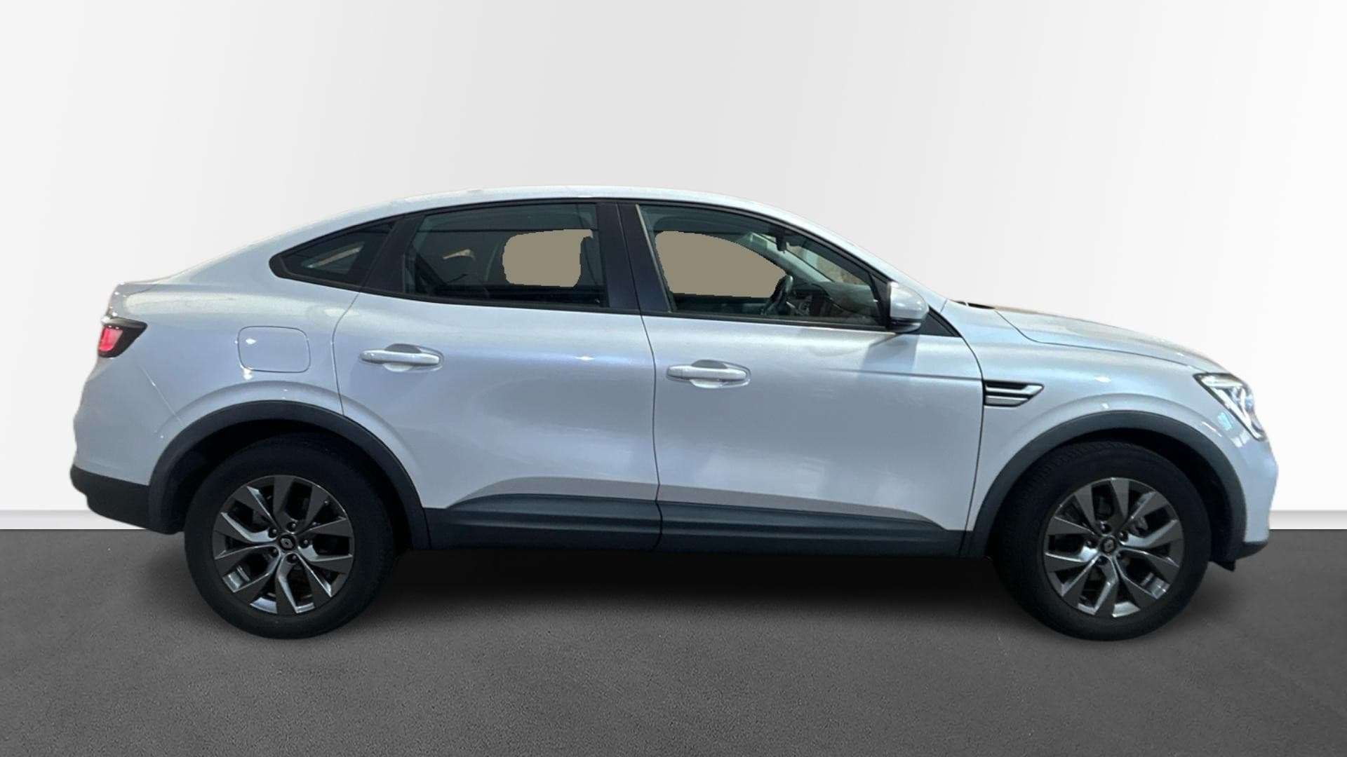 RENAULT ARKANA E-Tech 145 - 23 Evolution