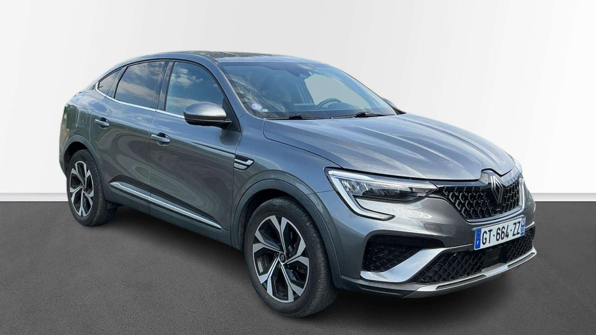 RENAULT ARKANA E-Tech 145 - 23 Techno