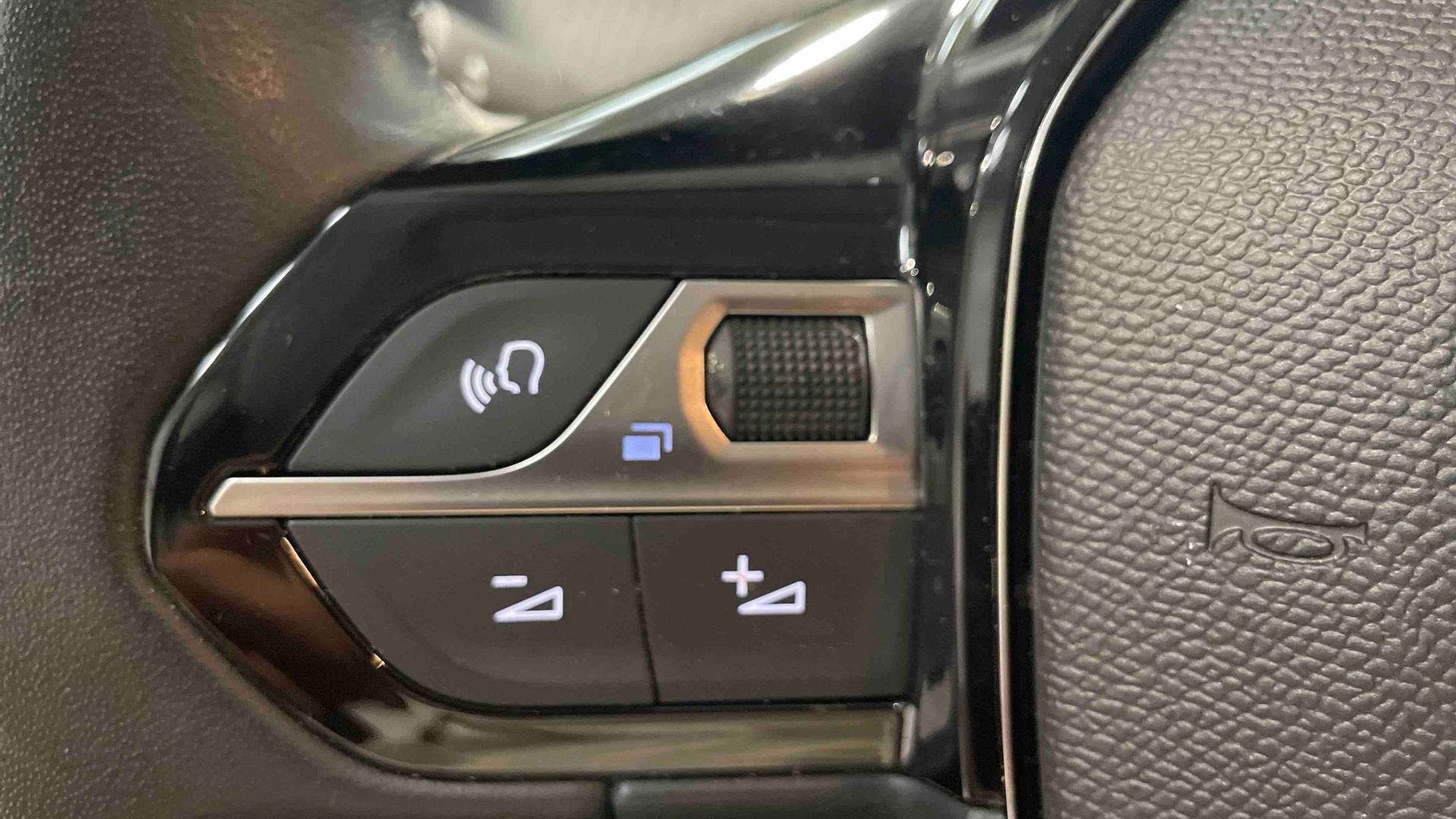 PEUGEOT 208 100 S&S BVM6 Allure